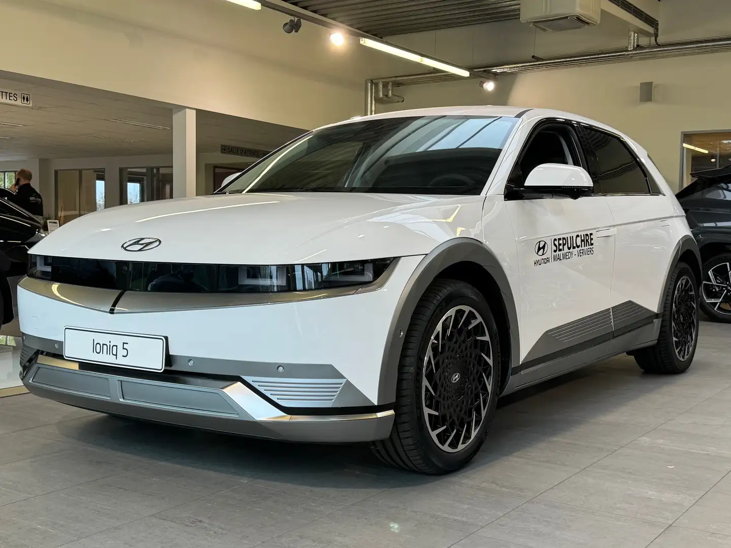 Hyundai IONIQ 5 77.4kWh 320 AWD Balance Wit - 1