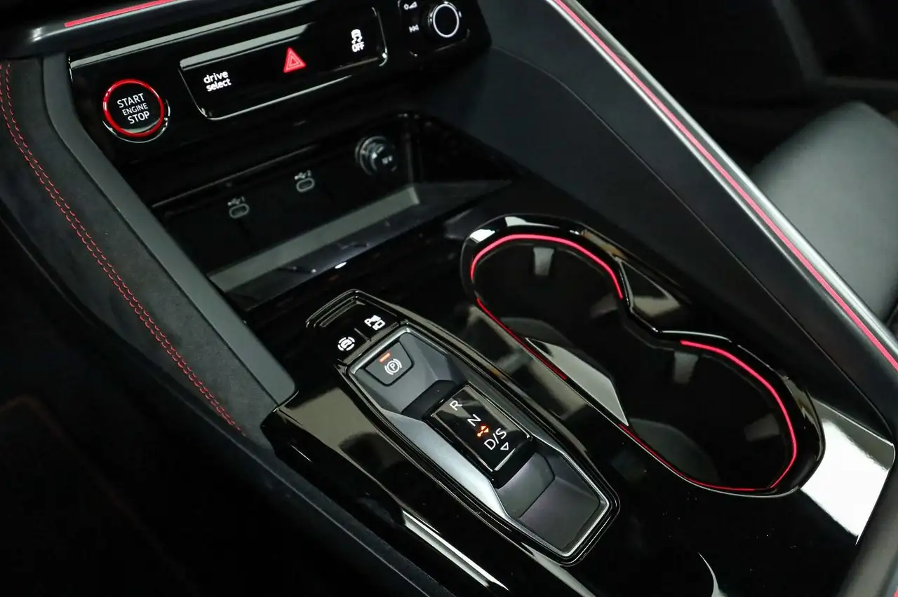 Audi Q5 TDI quattro SLINE*TECHPLUS*MATRIX*M 14