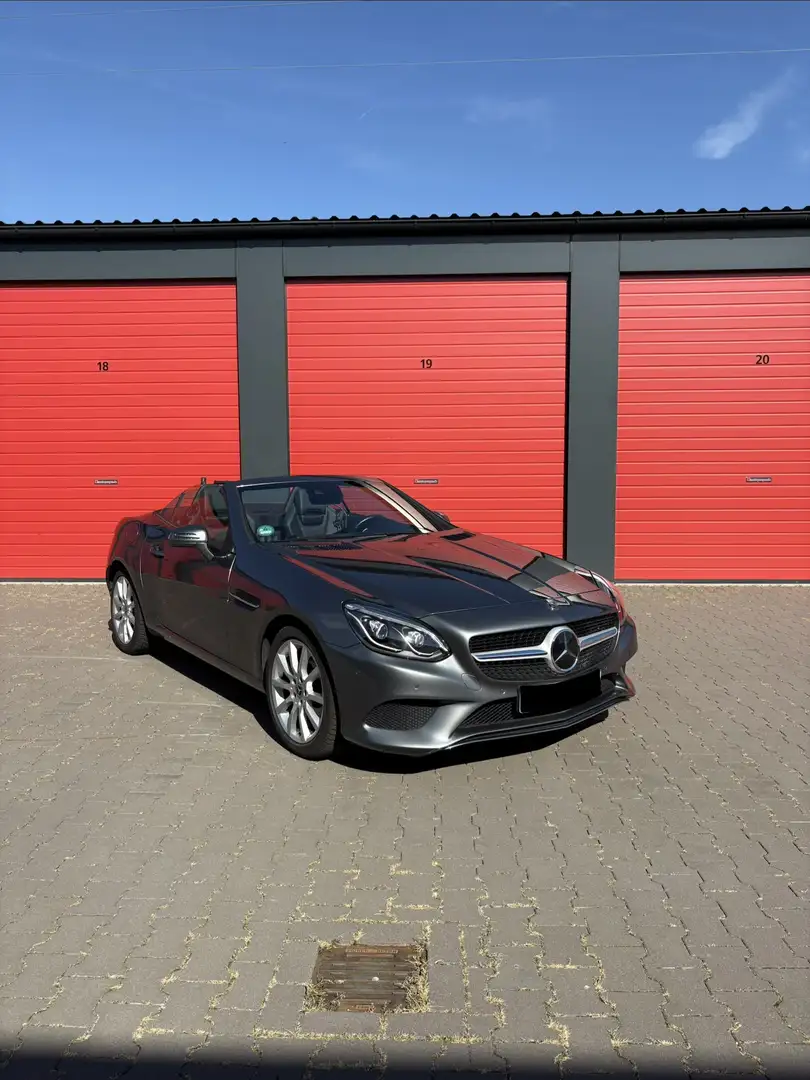 Mercedes-Benz SLC 180 9G-TRONIC - 2