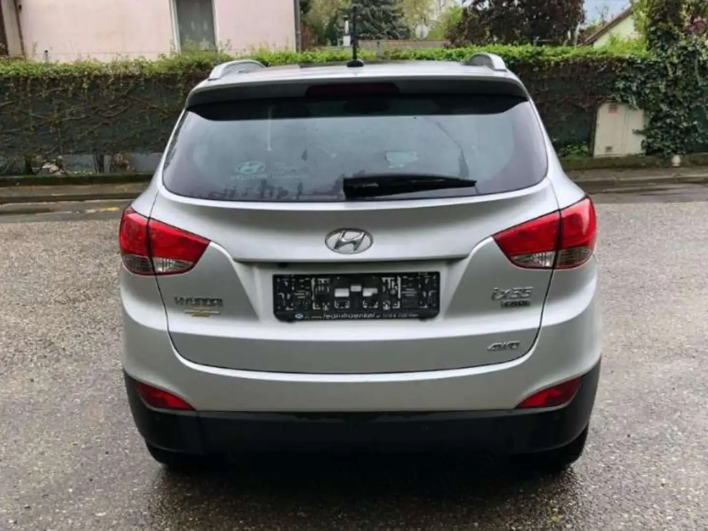 Hyundai iX35 iX35 2,0 CRDi Premium Aut. Premium Silber - 2