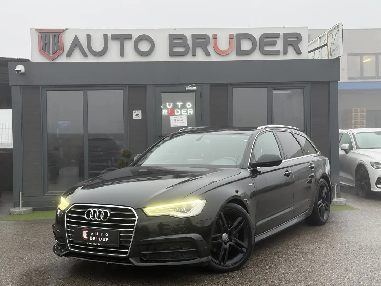 Audi A6 2.0 TDI ultra S-Line Schwarz - 1