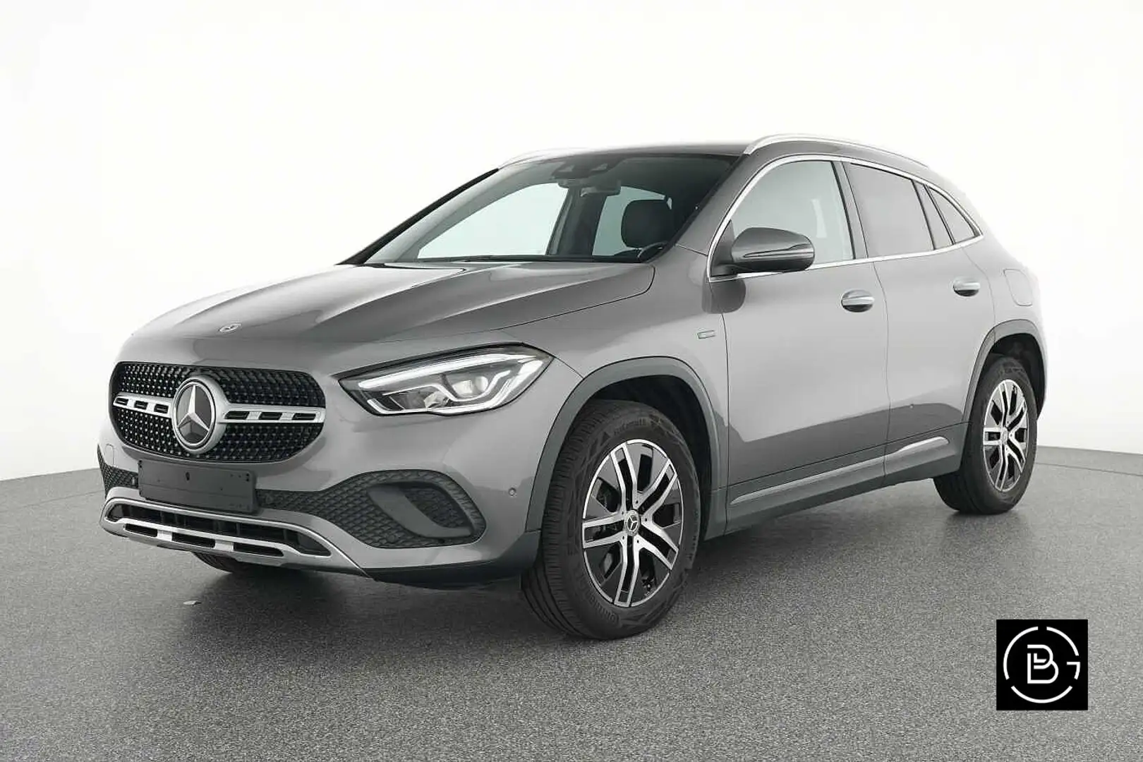 Mercedes-Benz GLA 250 e Hybrid Luxury Line - Attelage Grijs - 1