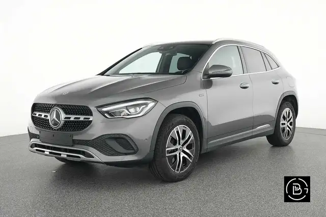 Mercedes-Benz GLA 250 e Hybrid Luxury Line - Attelage