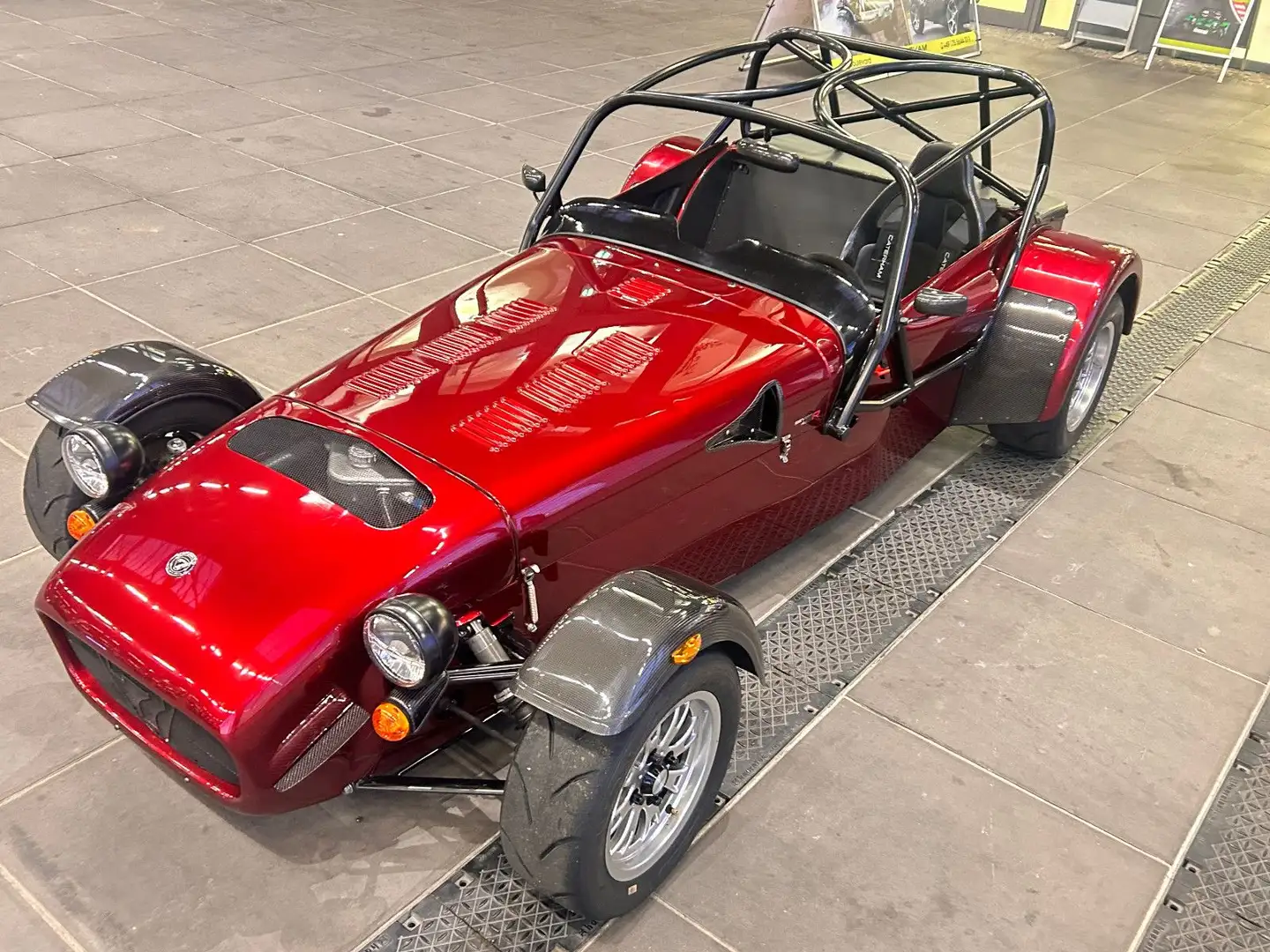 Caterham 485 R - SV Rot - 2