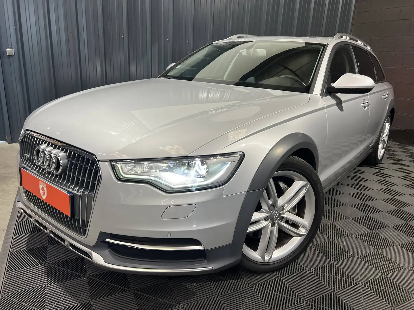 Audi A6 allroad IV (C7) 3.0 V6 BiTDI 313ch Avus quattro Tiptronic Gris - 2
