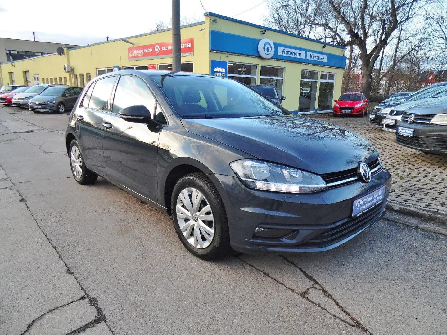 Volkswagen Golf VII Lim.BMT/Start-Stopp/SHZ/PDC /LED Grijs - 1