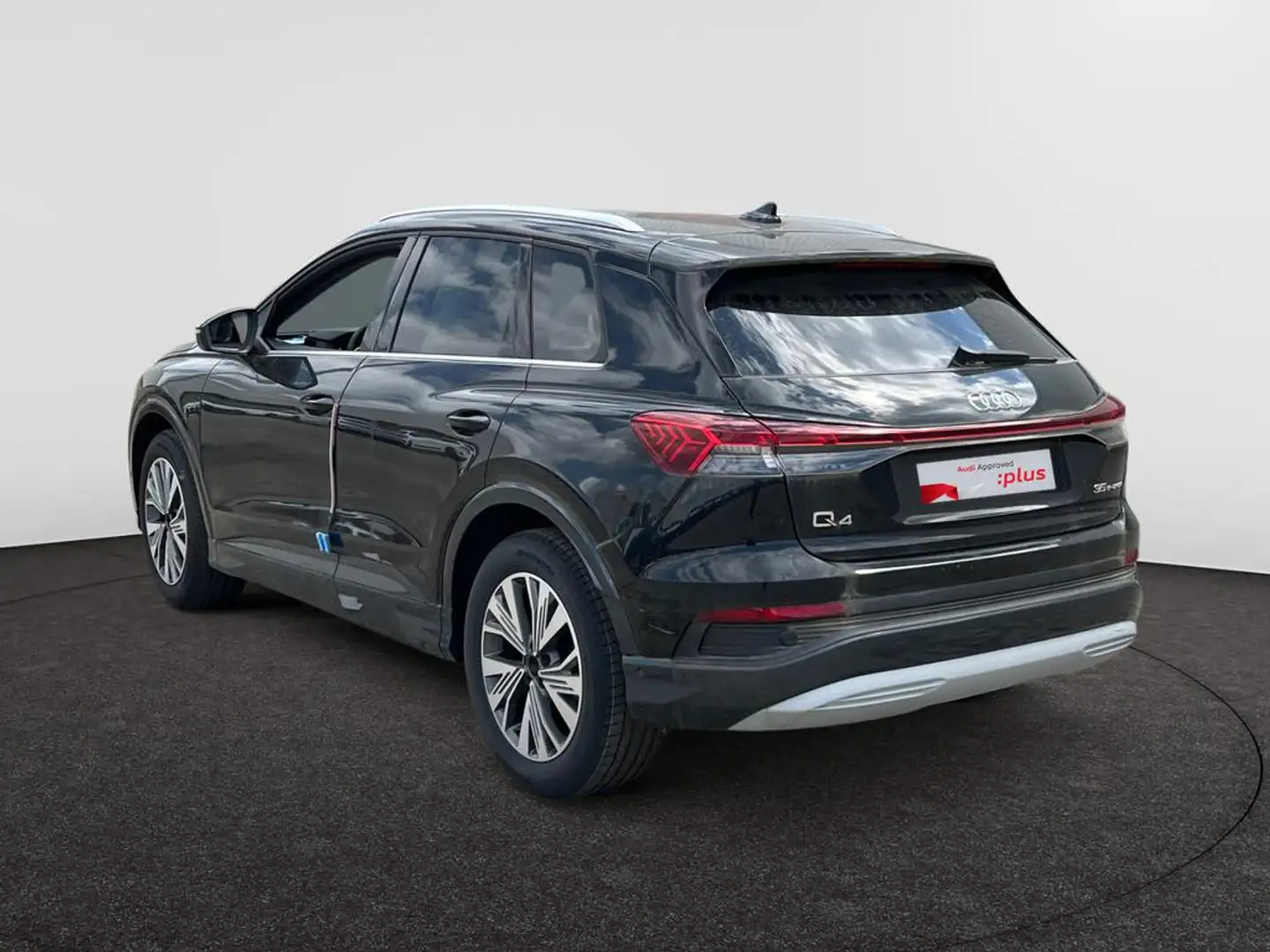 Audi Q4 e-tron Audi Q4  Advanced 35 e-tron  125,00 kW Zwart - 2