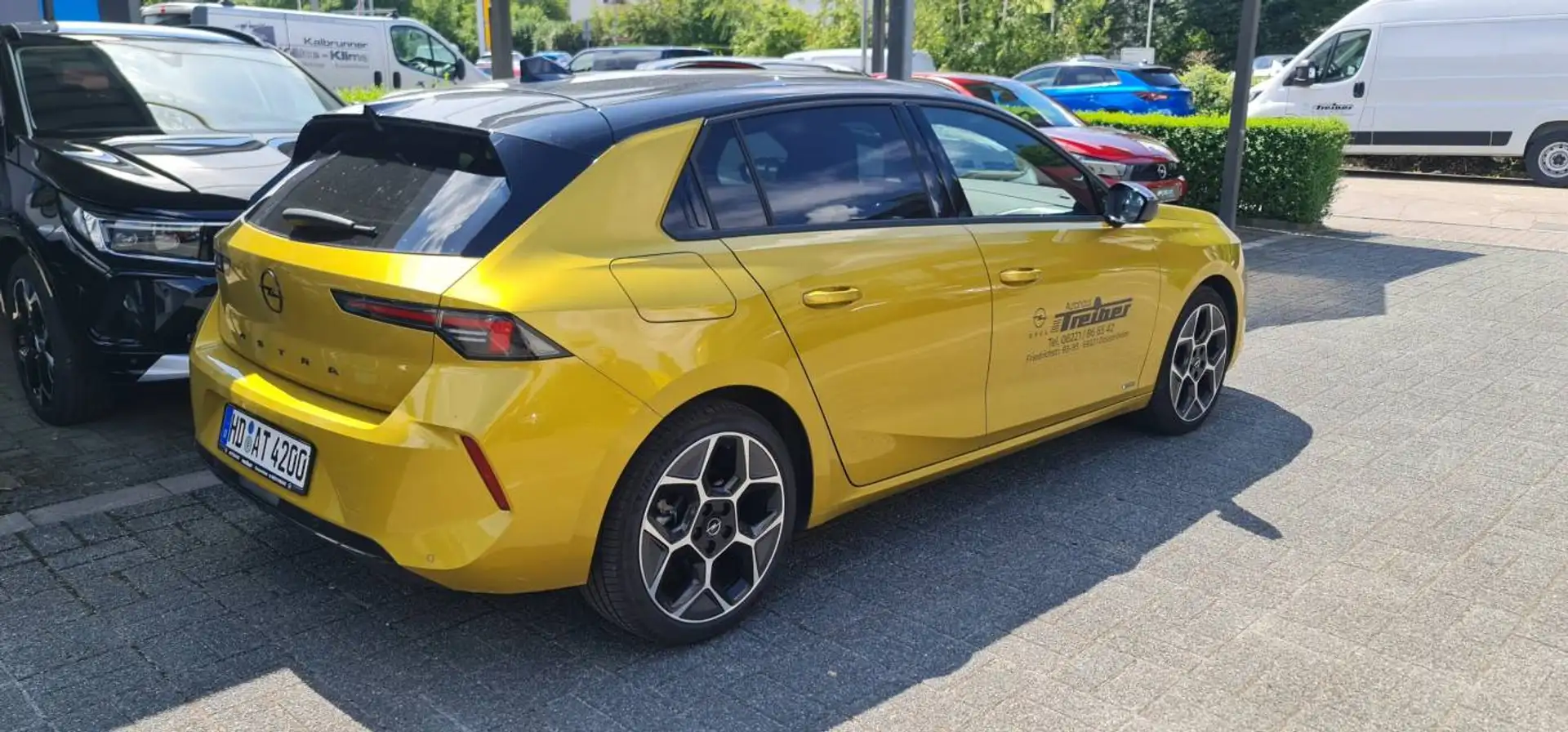 Opel Astra ASTRA 1.2 Gelb - 2