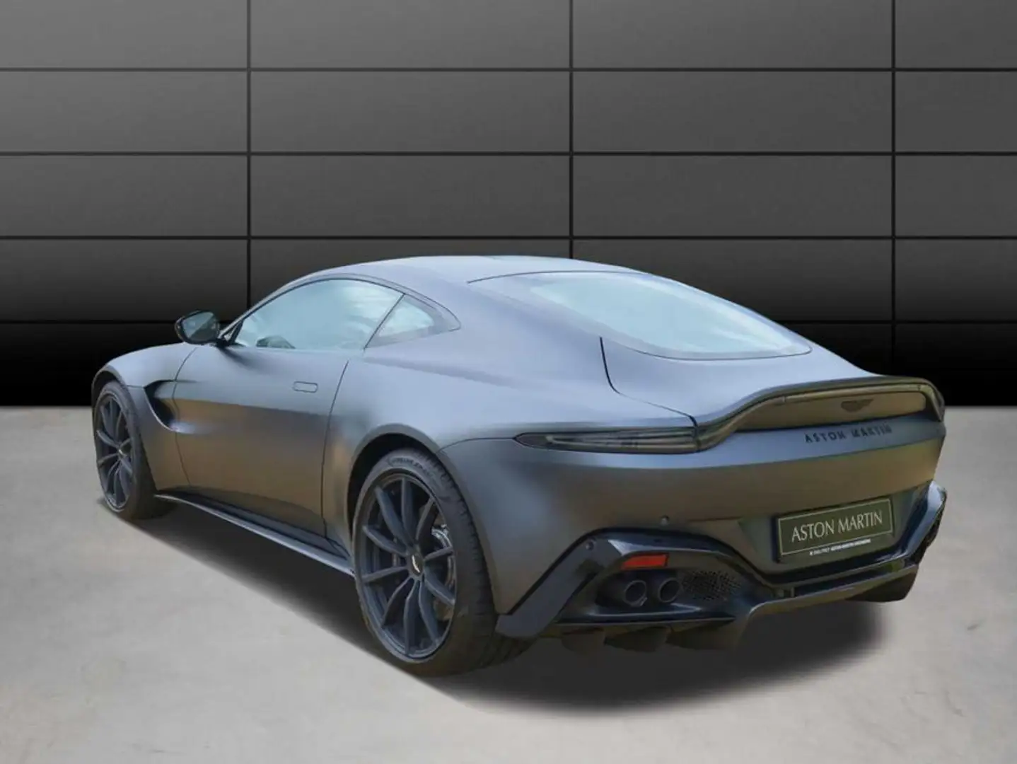 Aston Martin V8 Grau - 2