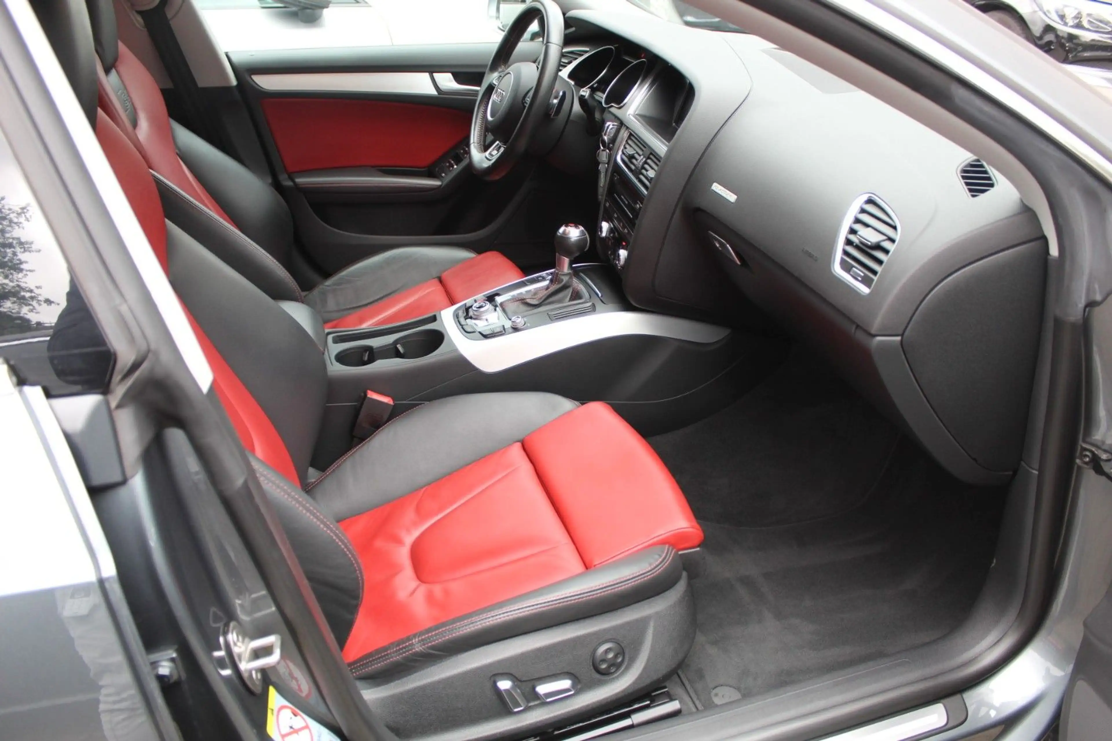 Audi S5 Sportback 3.0 TFSI quattro *SPORTSIT*DEUTSCH — photo 9