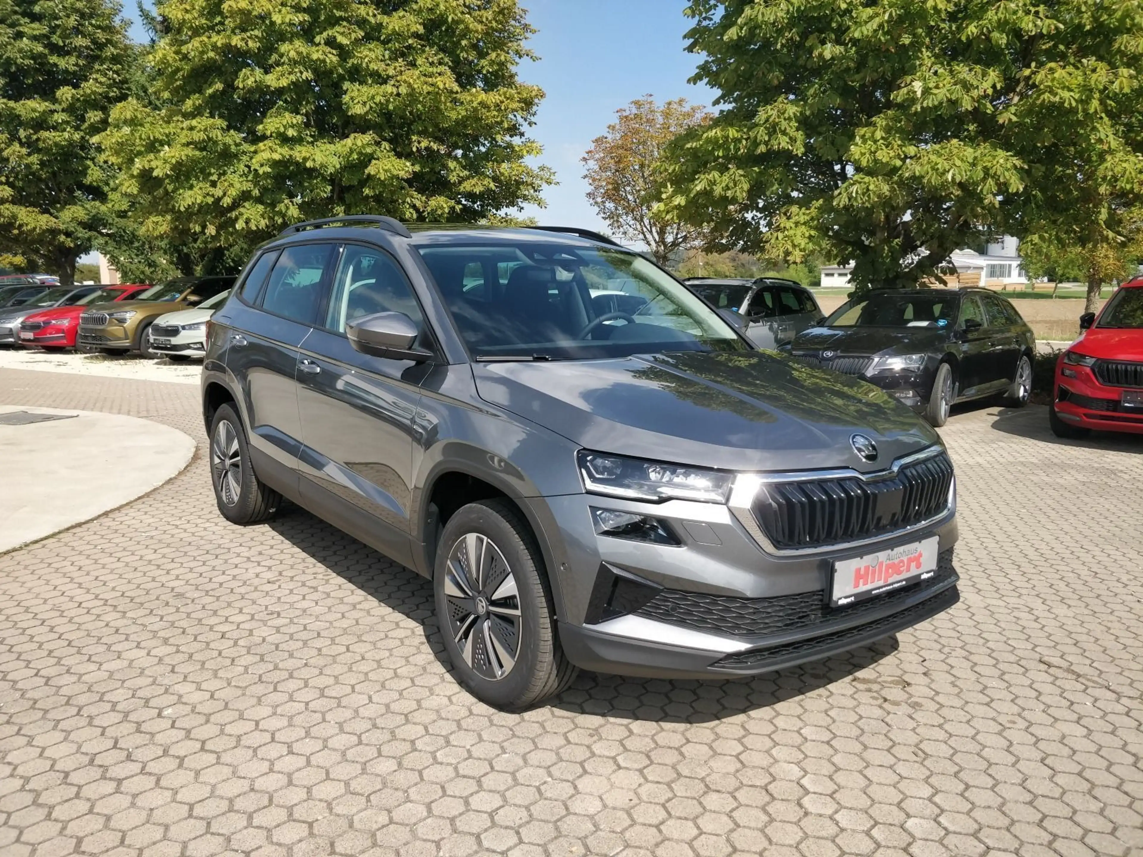 Skoda Karoq 1.5 TSI Balance 150PS AHK 360 LKHZ SHZ KES — photo 3