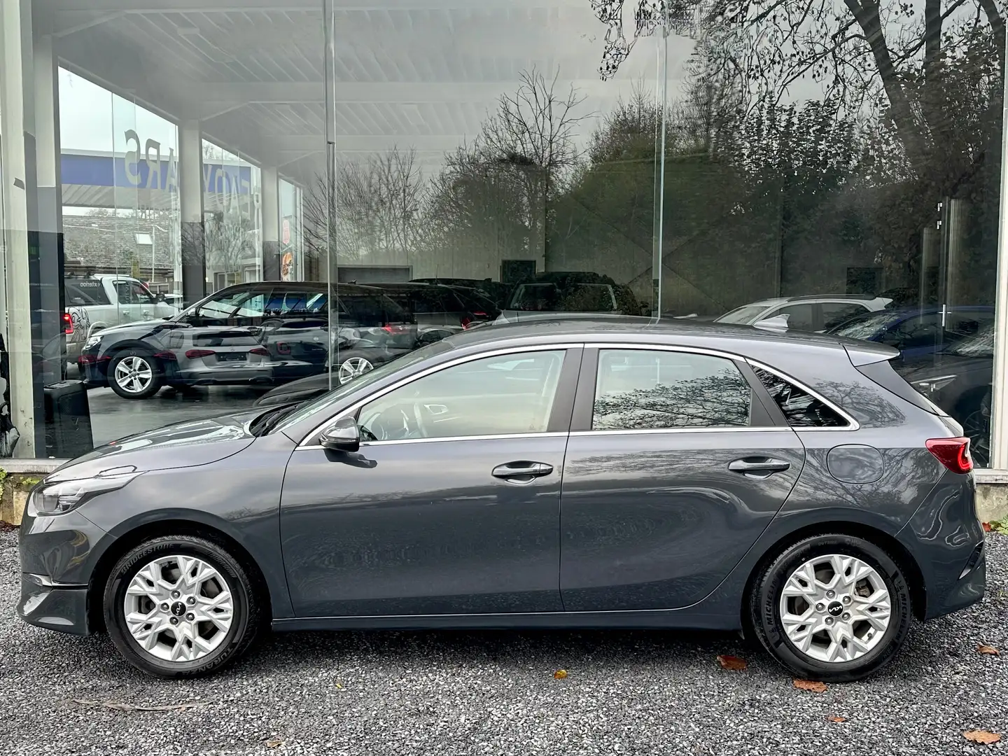 Kia Ceed / cee'd 1.0*1ER PROP*CUIR*CARNET FULL*GARANTIE KIA 2029* Gris - 2