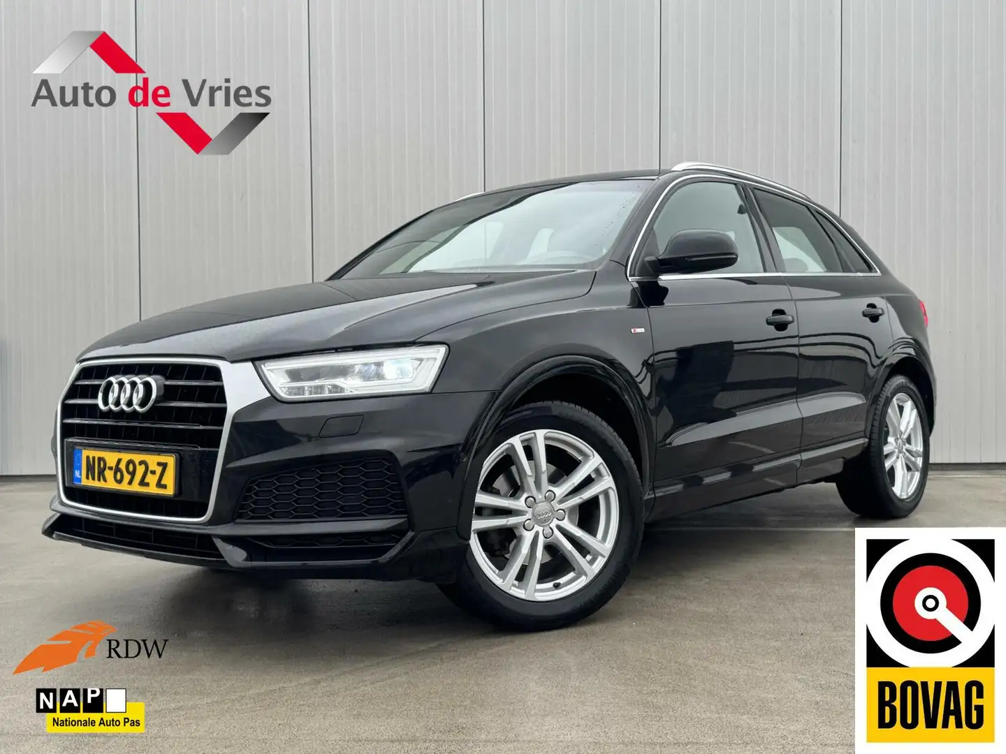Audi Q3 1.4 TFSI CoD Sport Pro Line S|Navi|NL-Auto Zwart - 1