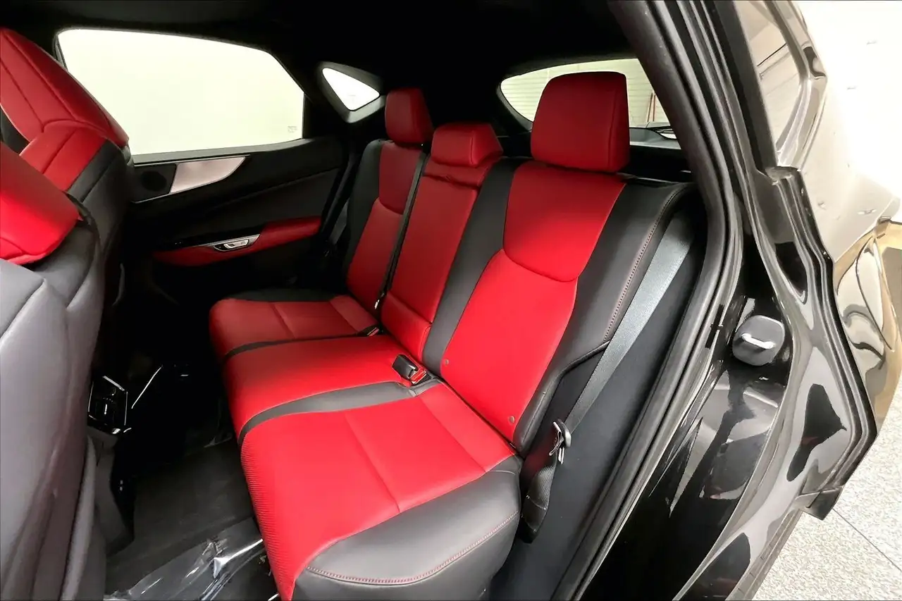 Lexus NX fotografie Lexus NX