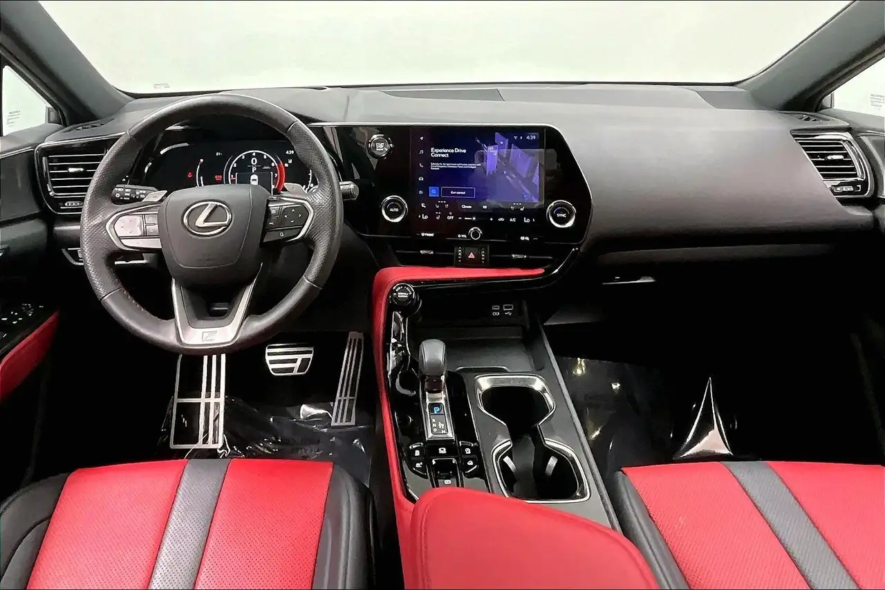 Lexus NX fotografie Lexus NX