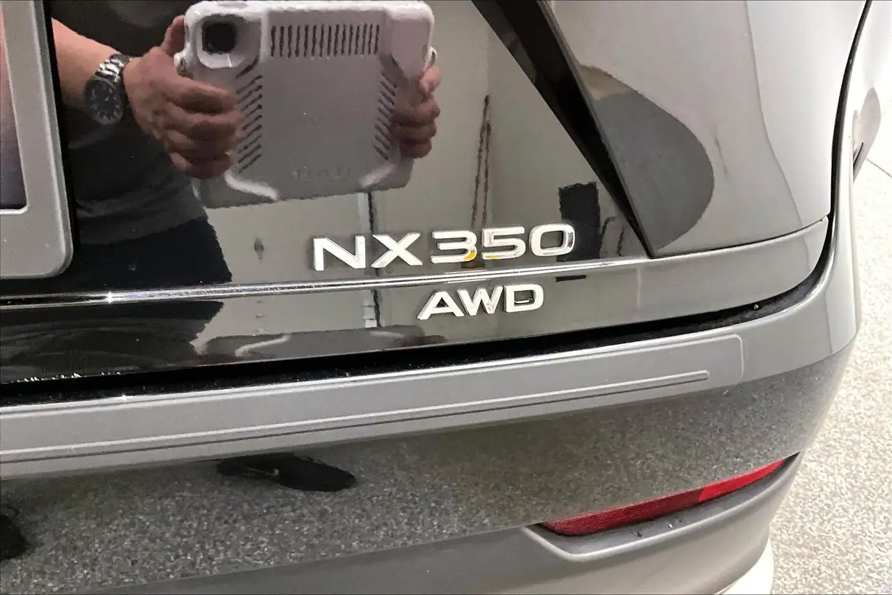 Lexus NX fotografie Lexus NX