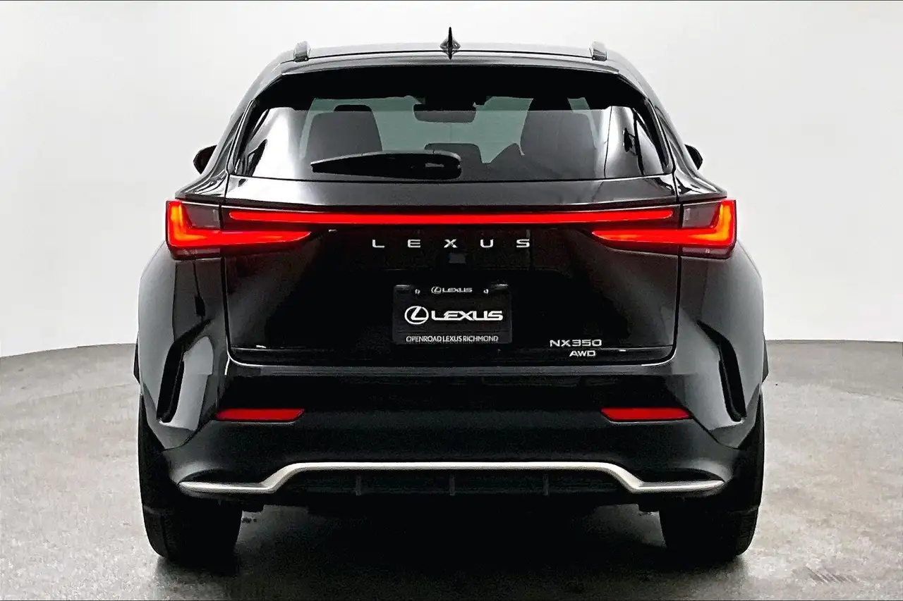 Lexus NX fotografie Lexus NX