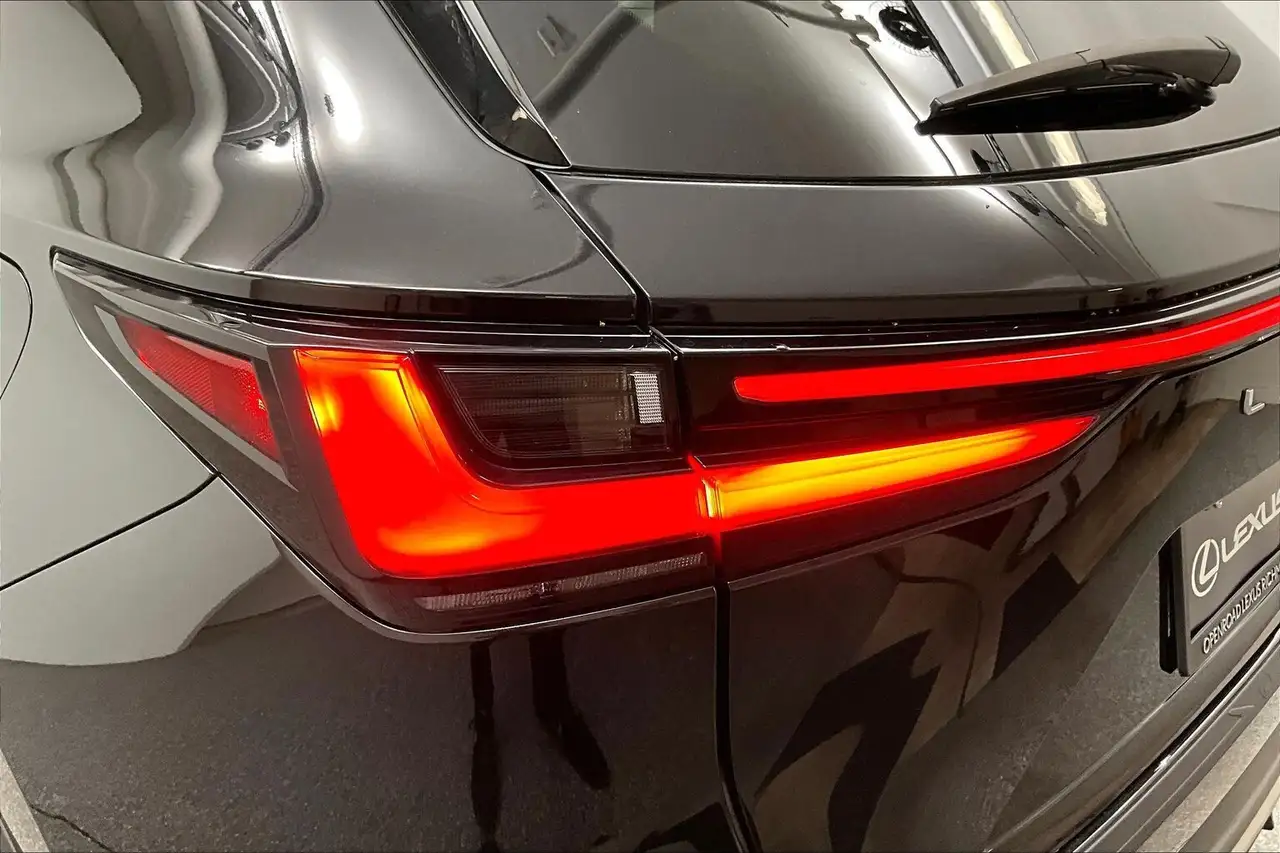 Lexus NX fotografie Lexus NX