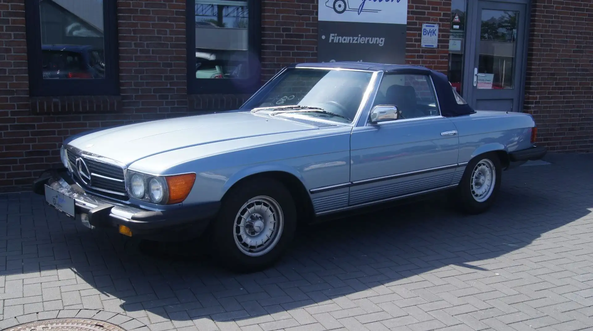 Mercedes-Benz 380 SL Oldtimer Mavi - 2