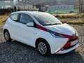 Toyota Aygo x *Top Zustand* *Pickerl Neu* Weiß - thumbnail 6