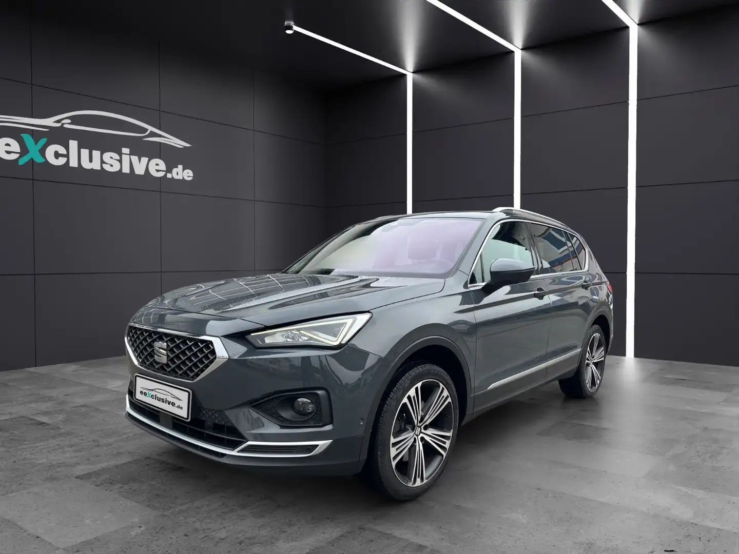 SEAT Tarraco Xcellence 4Drive DSG Panorama AHK Gris - 1