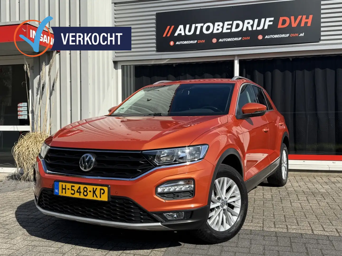 Volkswagen T-Roc | VERKOCHT | Oranje - 1