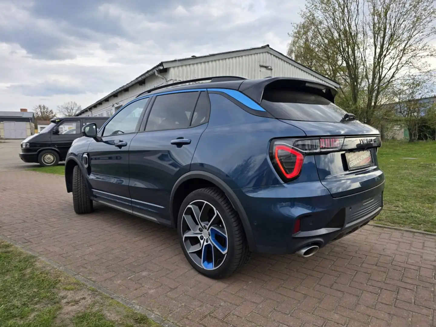 Lynk & Co 01 PHEV+360+LED+Panorama+ACC+BLIS+ Blau - 2
