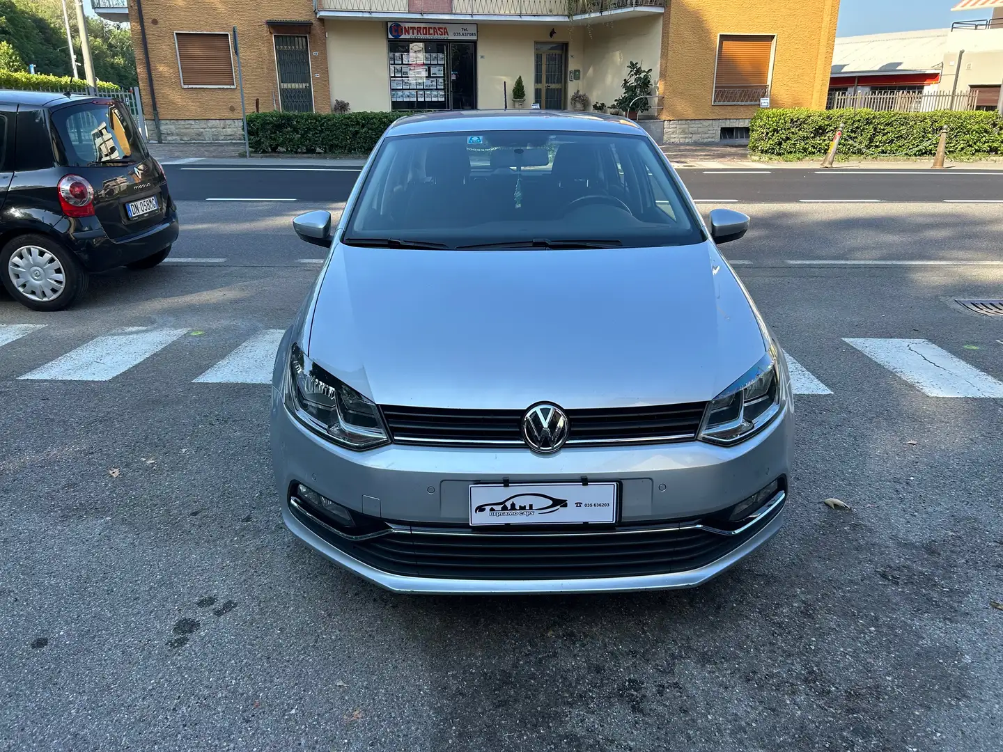 Volkswagen Polo Polo 1.4TDI Comfortline 90cv DSG 12.000KM CERTIFIC Argento - 2