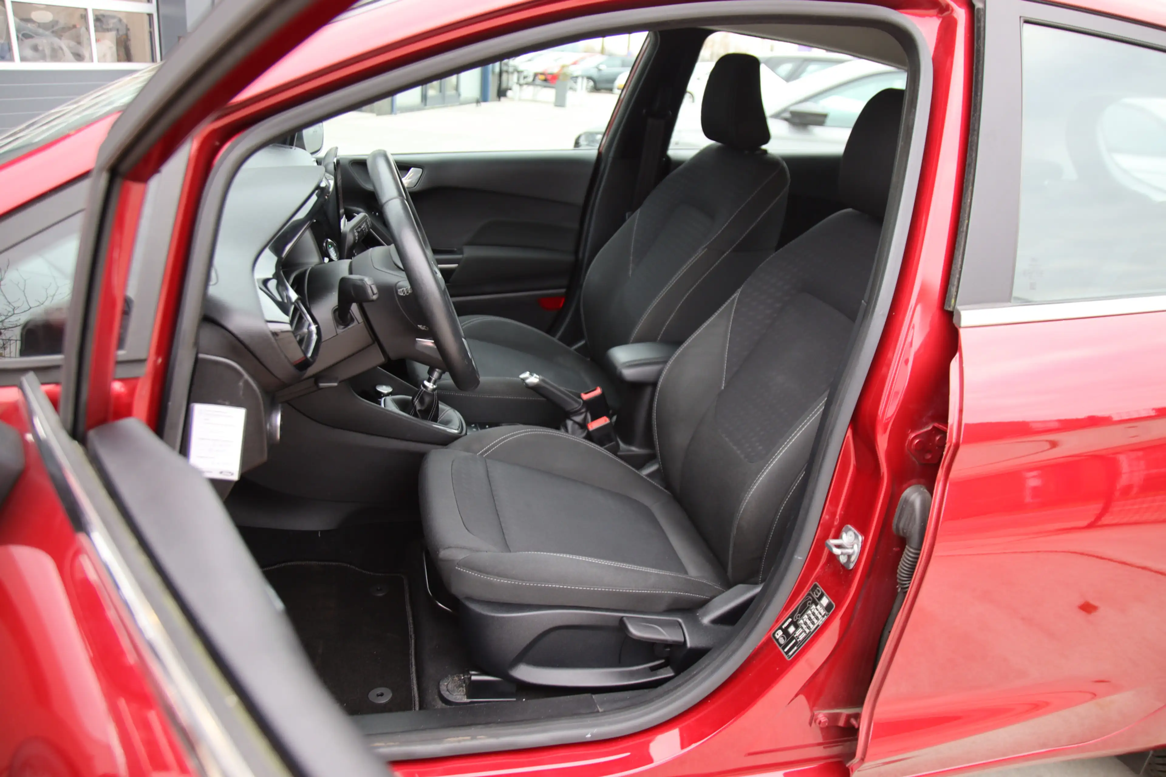 Ford Fiesta 1.0 EcoB Titanium BLIS, B&O, Carplay, Clima, Camer — photo 9