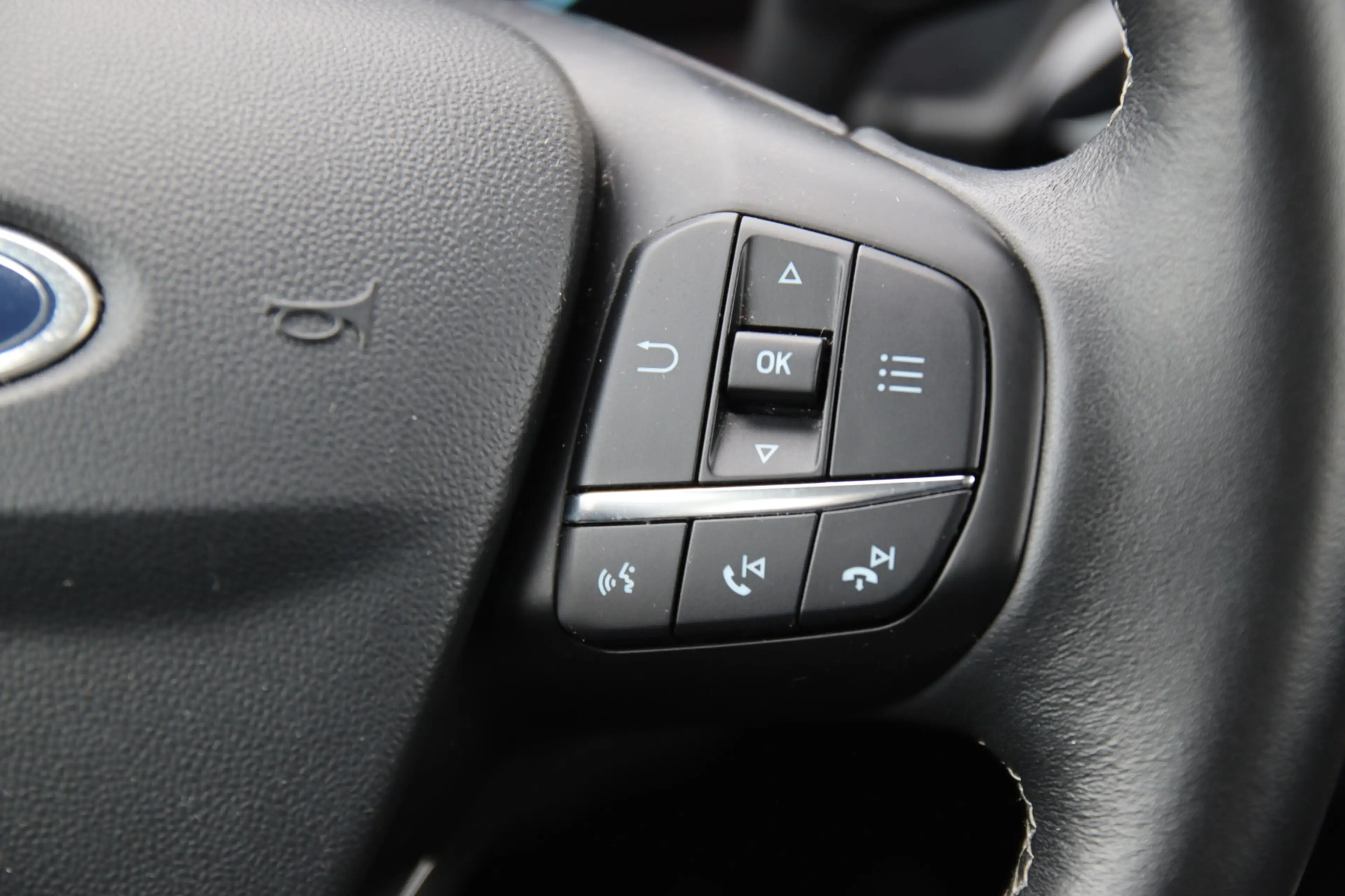Ford Fiesta 1.0 EcoB Titanium BLIS, B&O, Carplay, Clima, Camer — photo 21