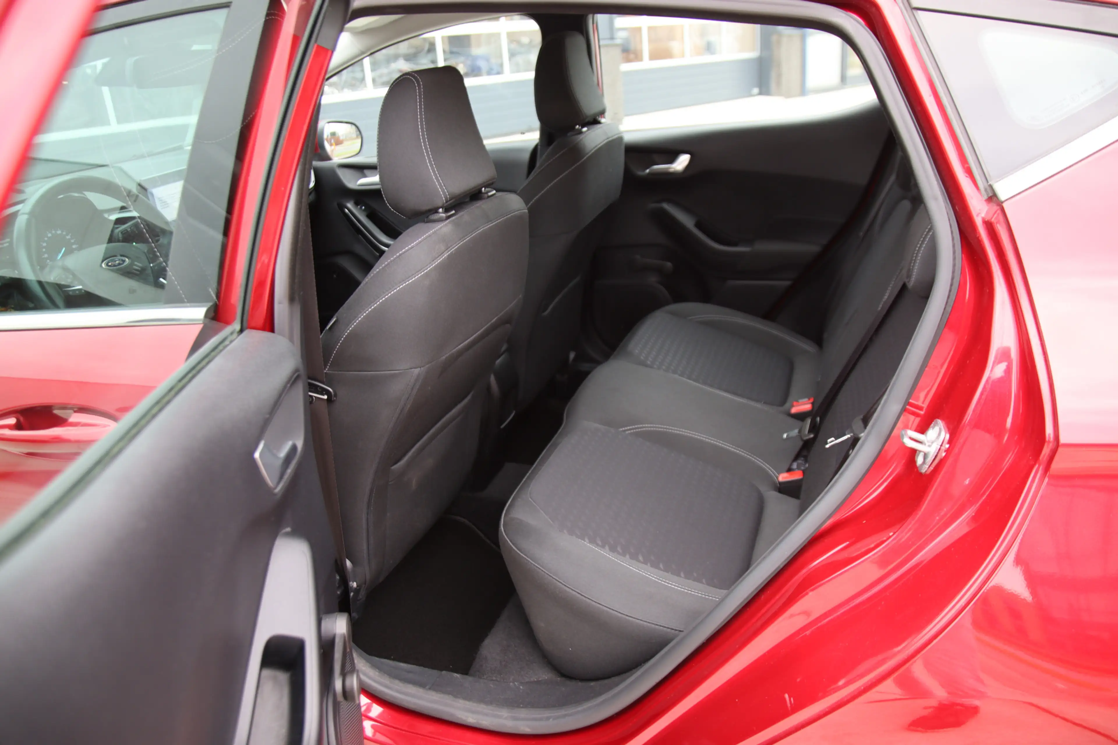 Ford Fiesta 1.0 EcoB Titanium BLIS, B&O, Carplay, Clima, Camer — photo 12
