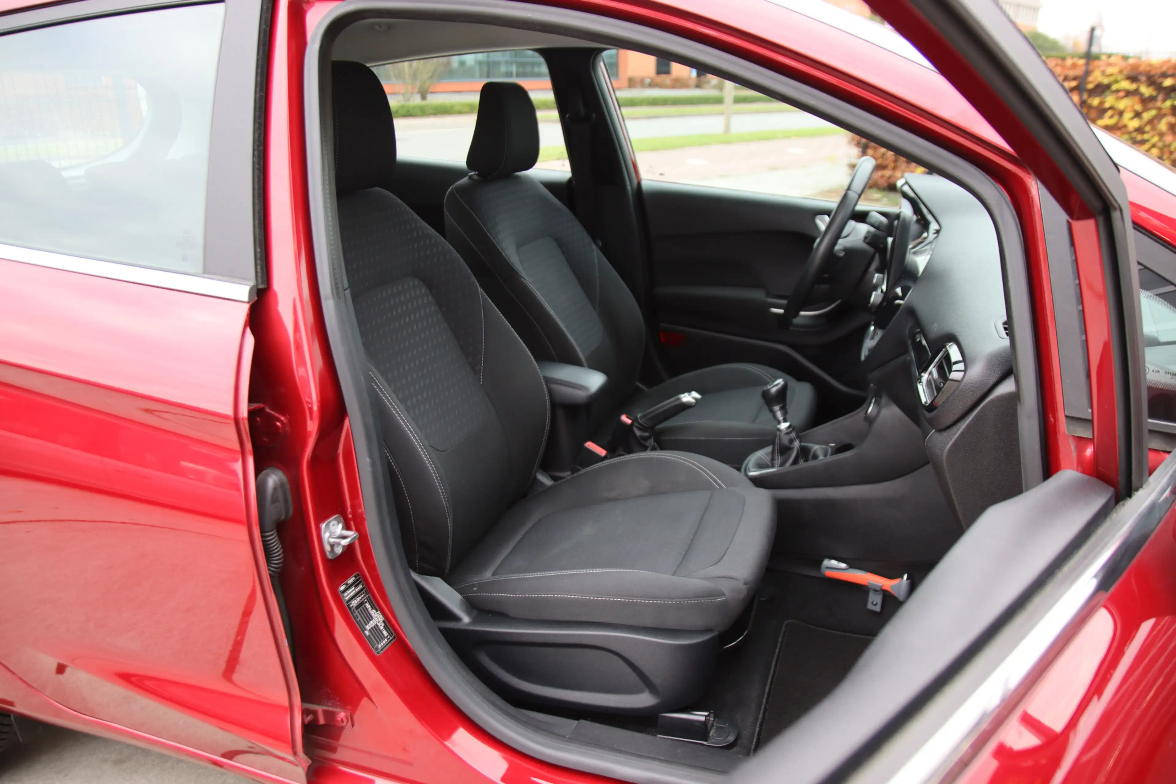 Ford Fiesta 1.0 EcoB Titanium BLIS, B&O, Carplay, Clima, Camer — photo 11