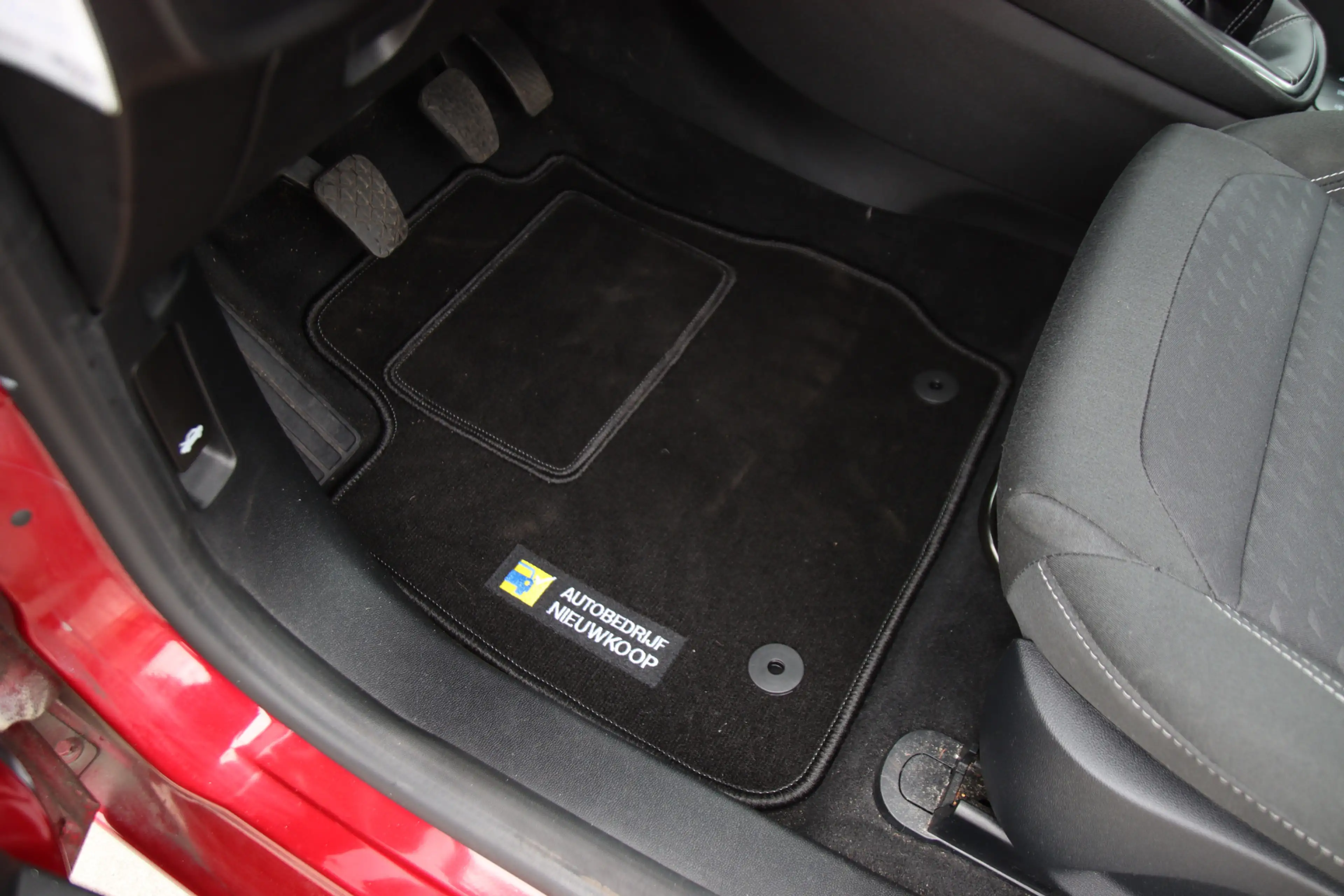 Ford Fiesta 1.0 EcoB Titanium BLIS, B&O, Carplay, Clima, Camer — photo 44