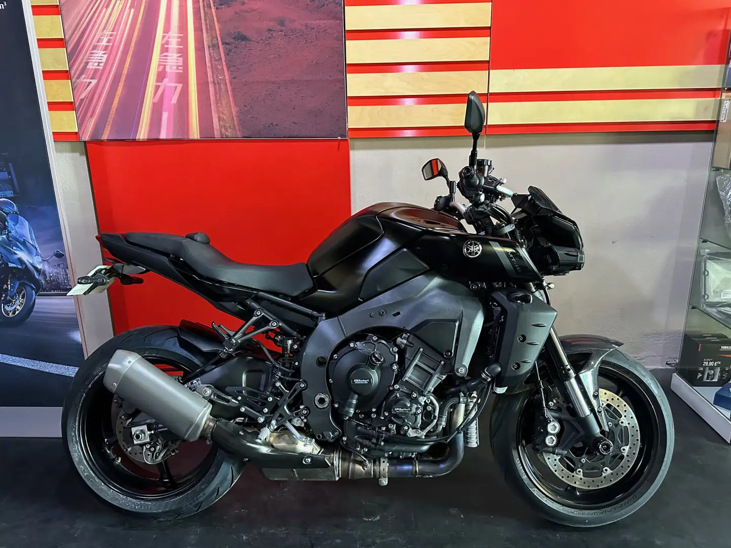 Yamaha MT-10 Negru - 1