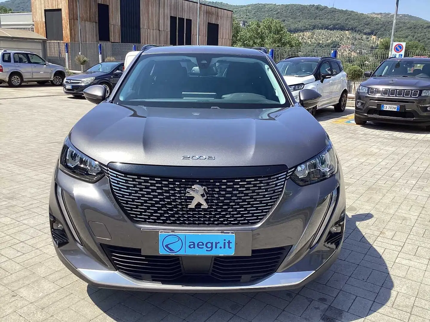 Peugeot 2008 2ª serie BlueHDi 100 S&S Allure Grigio - 2