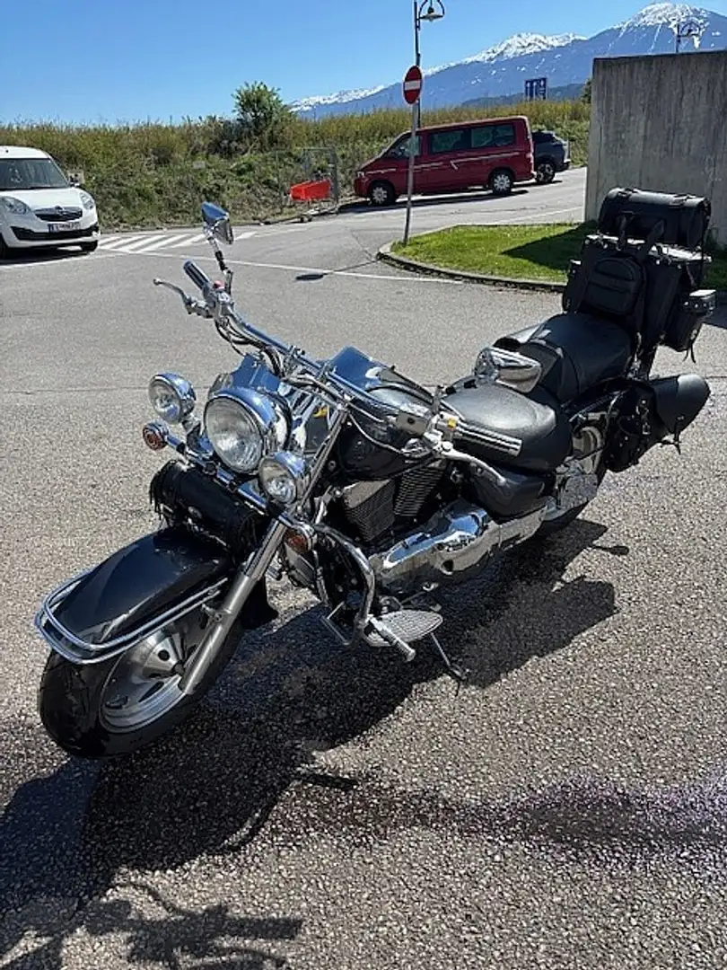 Suzuki VL 800 Volusia - 1