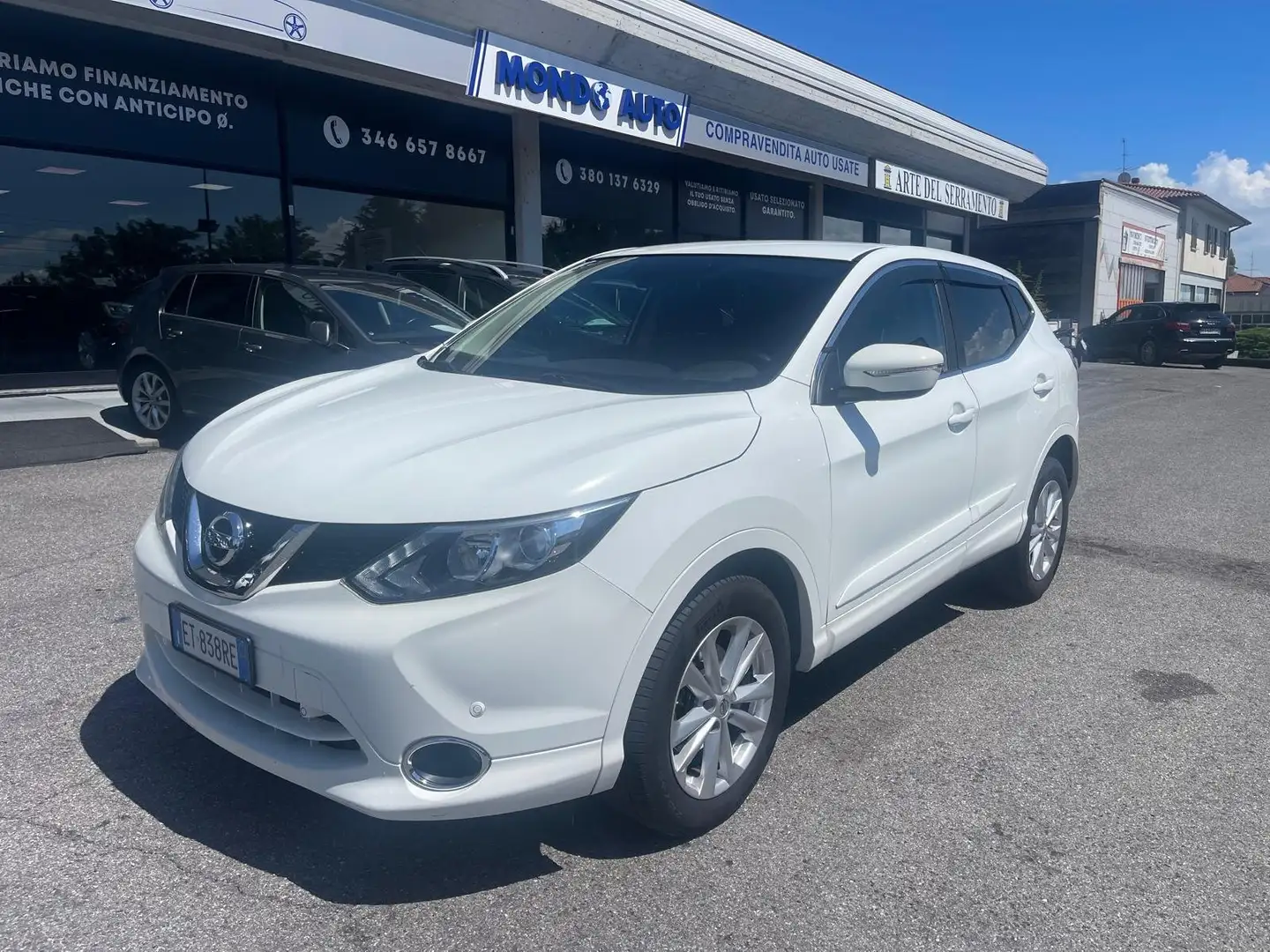 Nissan Qashqai 1.6 dci Tekna 4x4 Bianco - 1