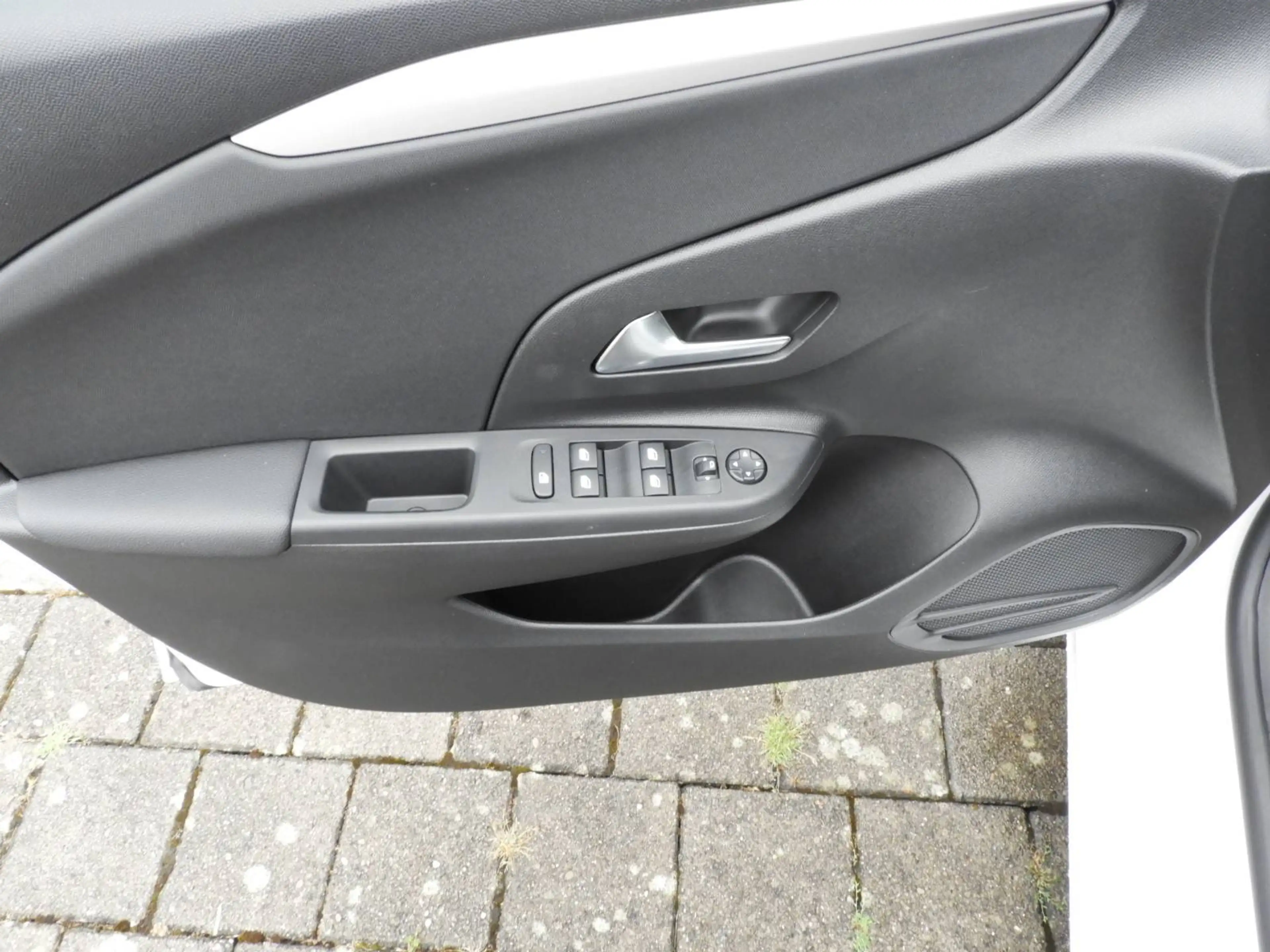 Opel Corsa-e e Edition Rückfahrkamera — photo 6
