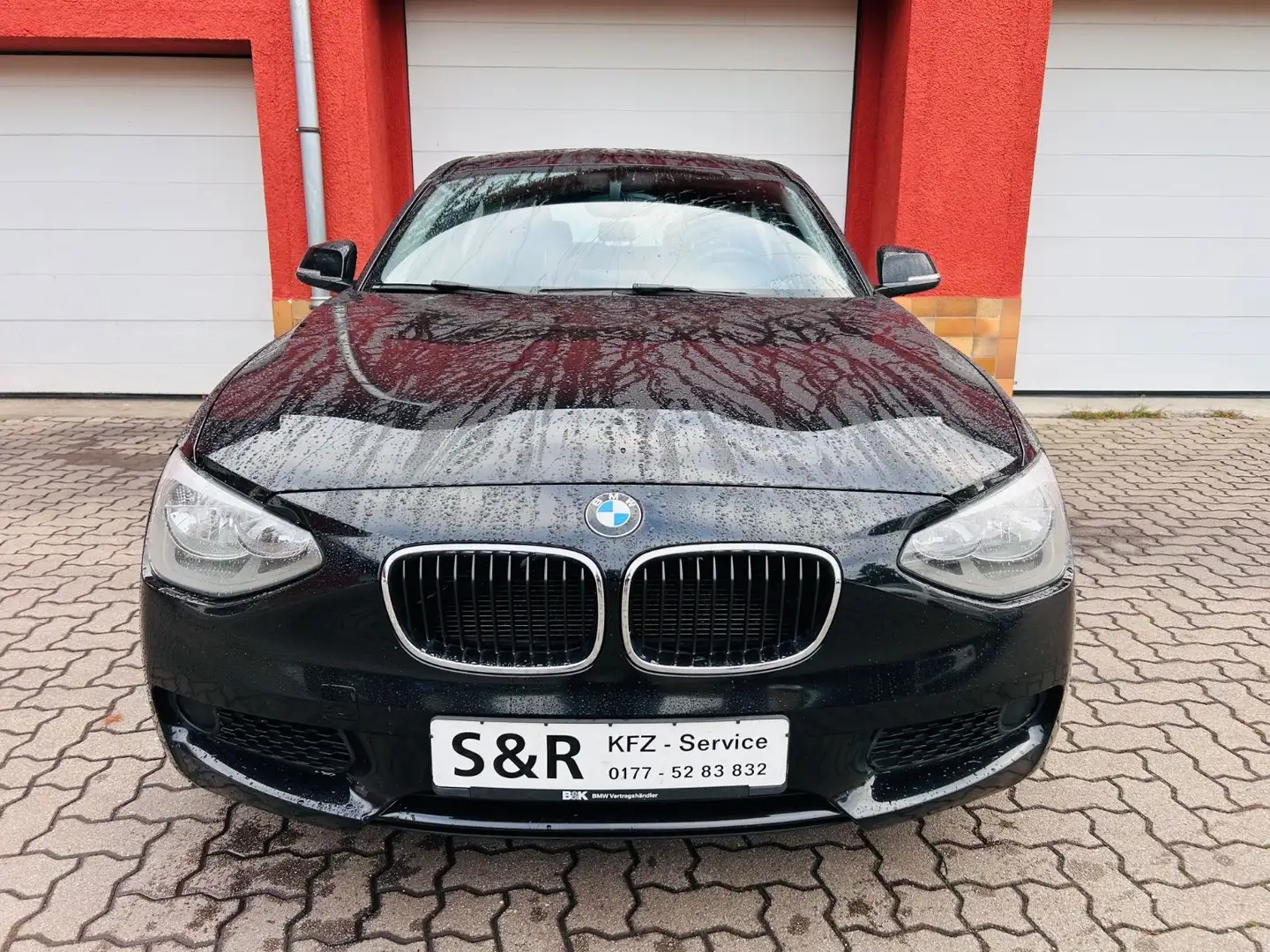 BMW 116 Baureihe 1 Lim. 5-trg. 116 d Schwarz - 2