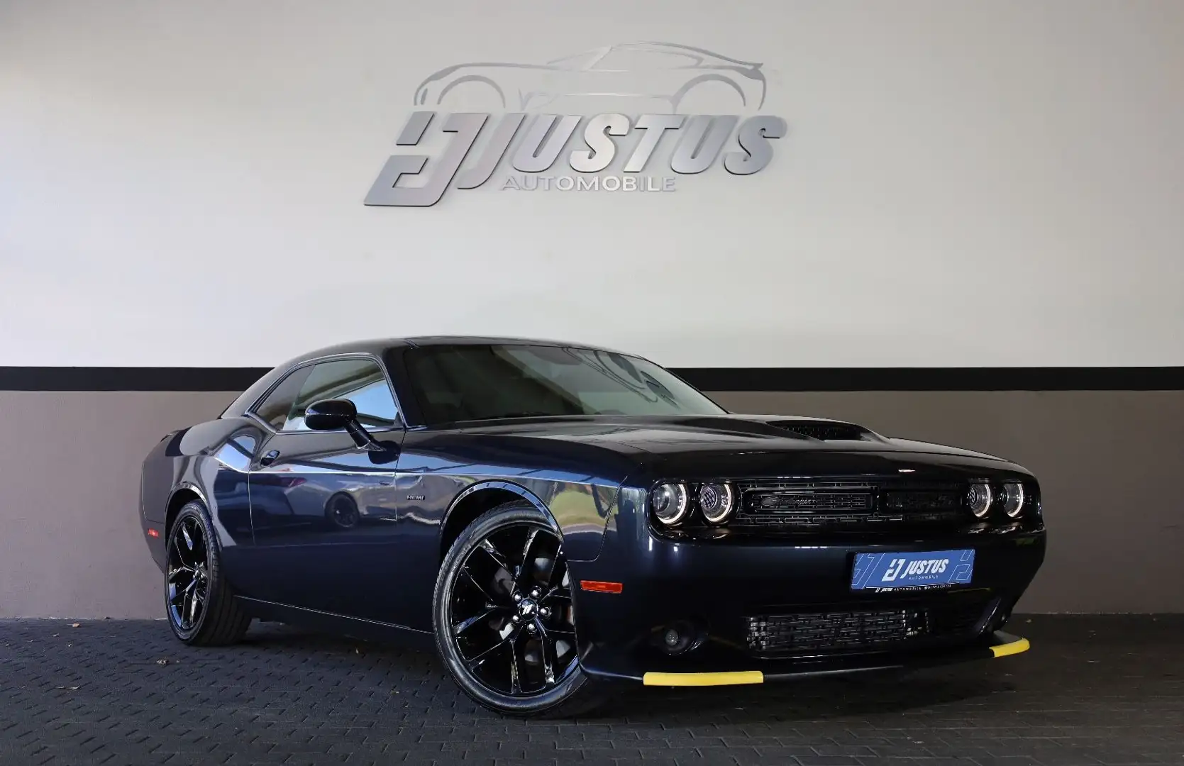 Dodge Challenger 5.7 R/T/SHZ/LHZ/KAMERA/BTH/MFL/R20 Szürke - 1