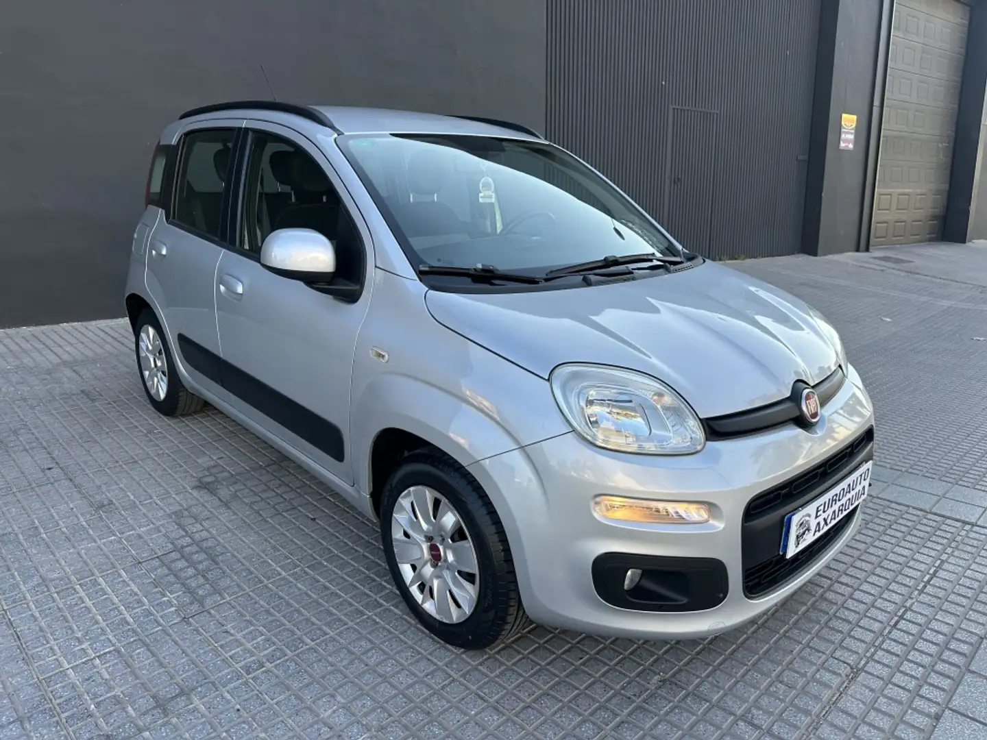 Fiat Panda 1.2 Lounge Gris - 1