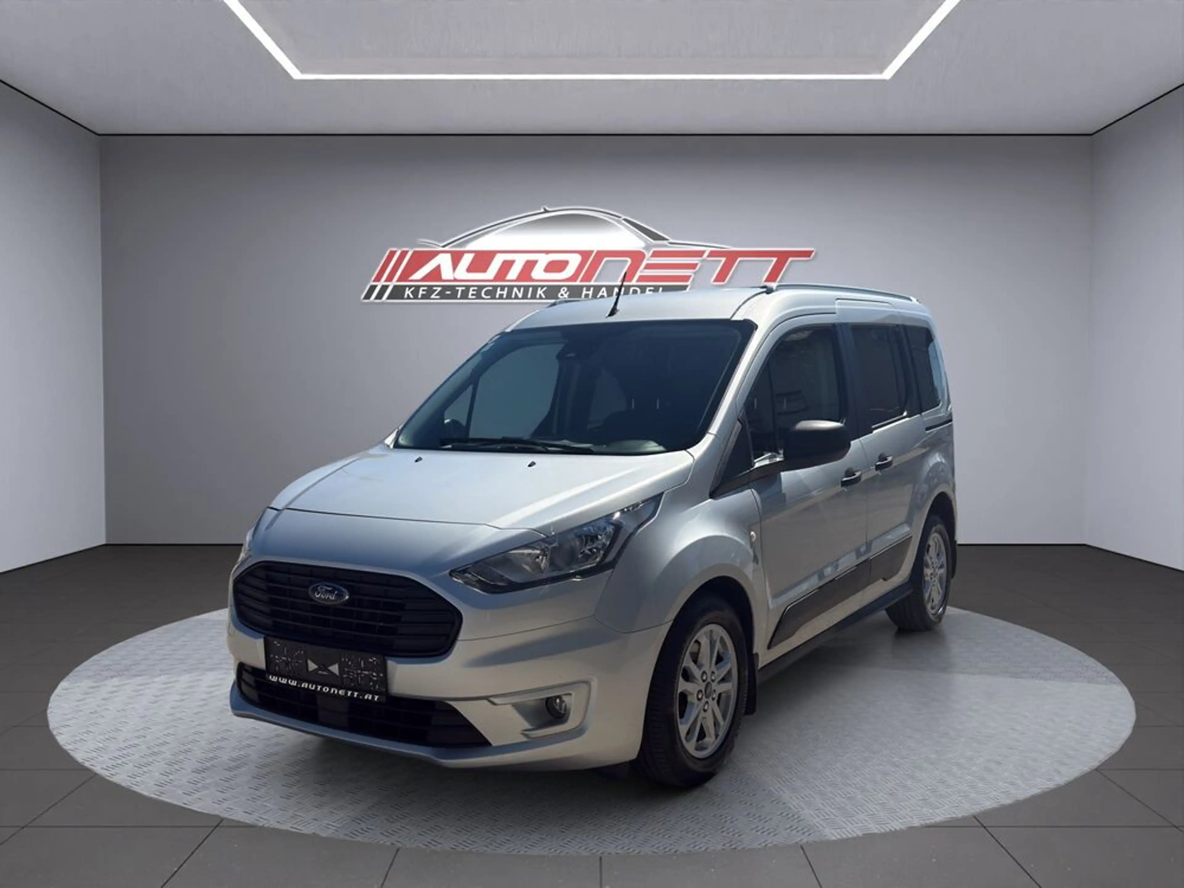 Ford Tourneo Connect Trend — photo 8