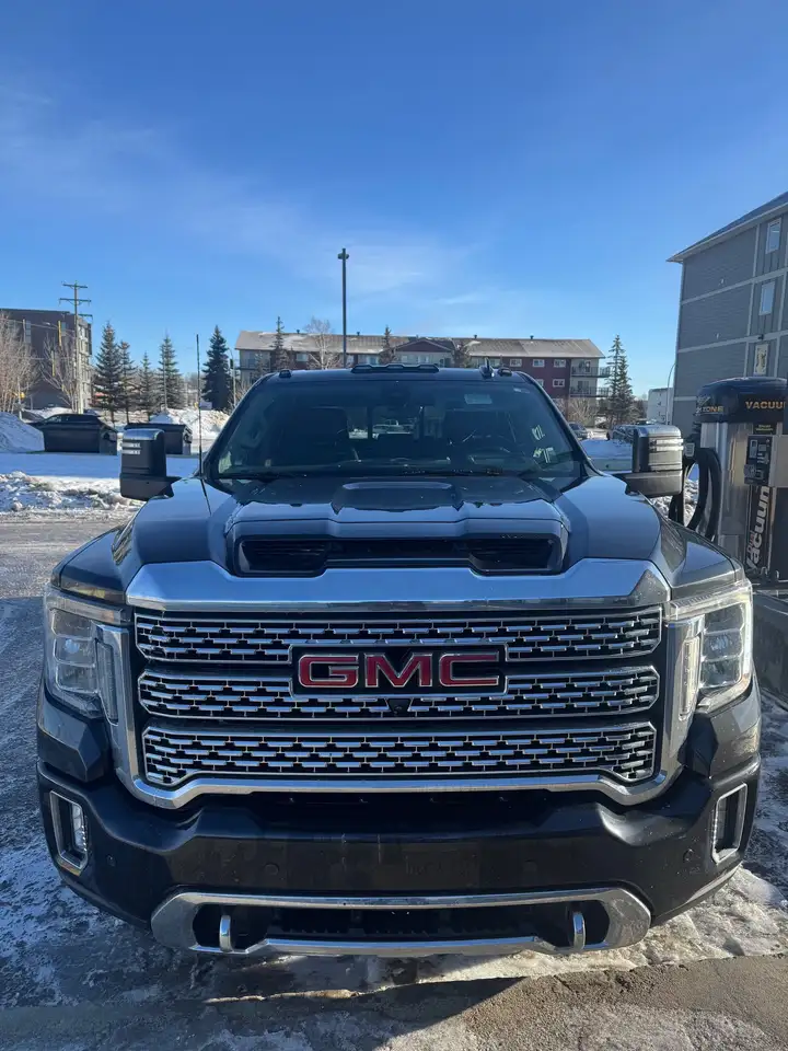 GMC Sierra 3500HD снимка GMC Sierra 3500HD