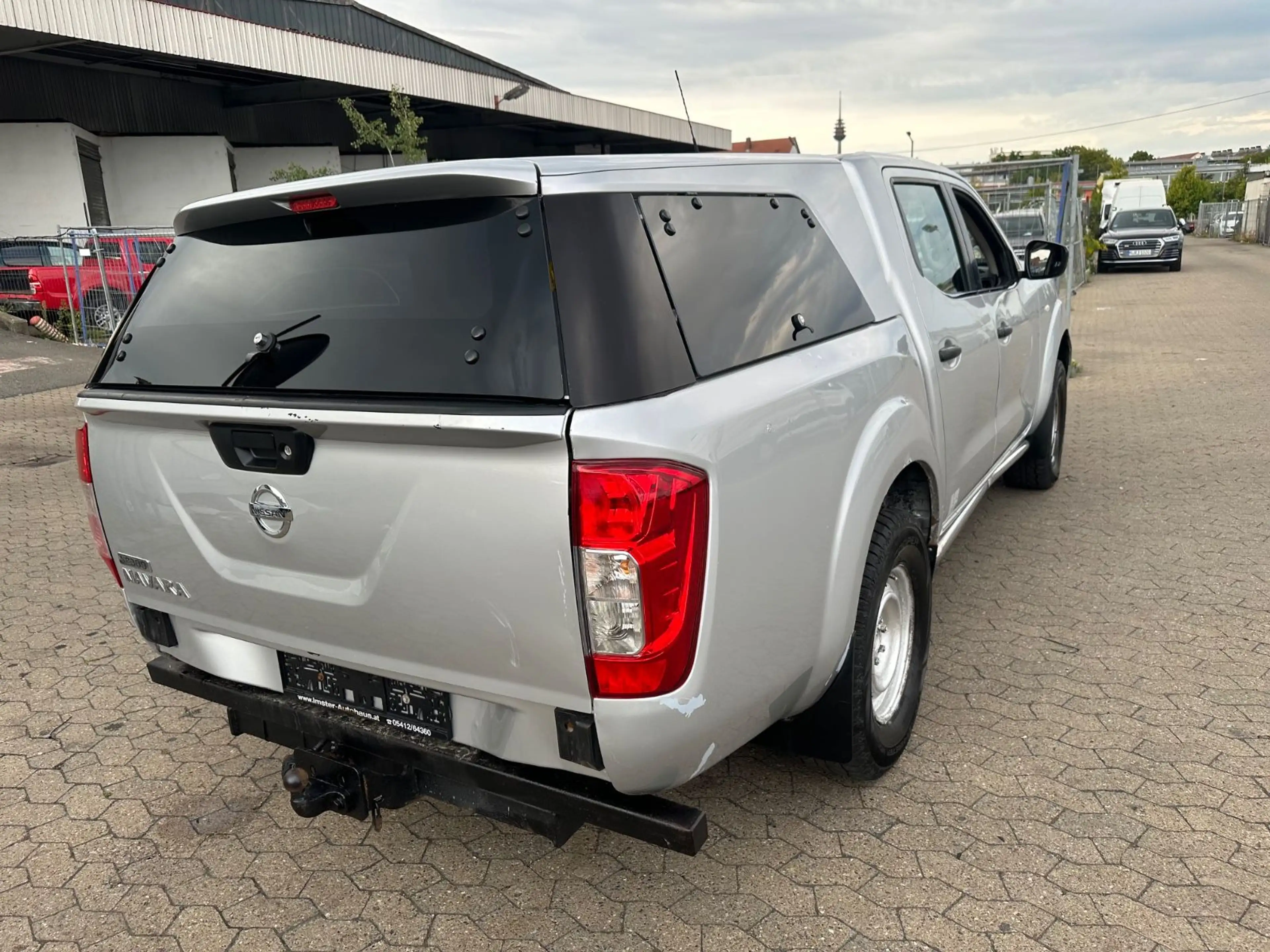 Nissan Navara — photo 11