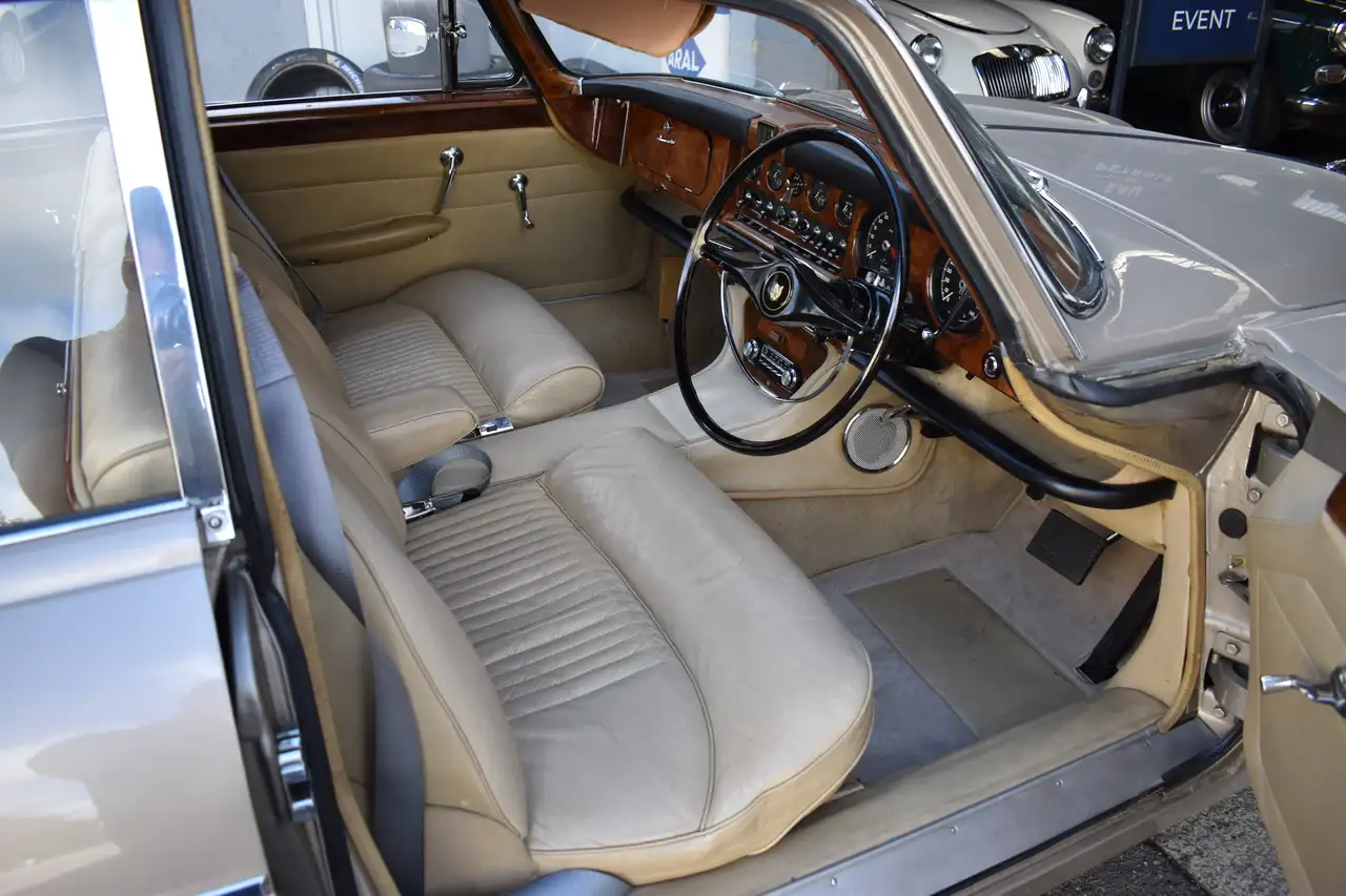 Jaguar 420 G, foto 11