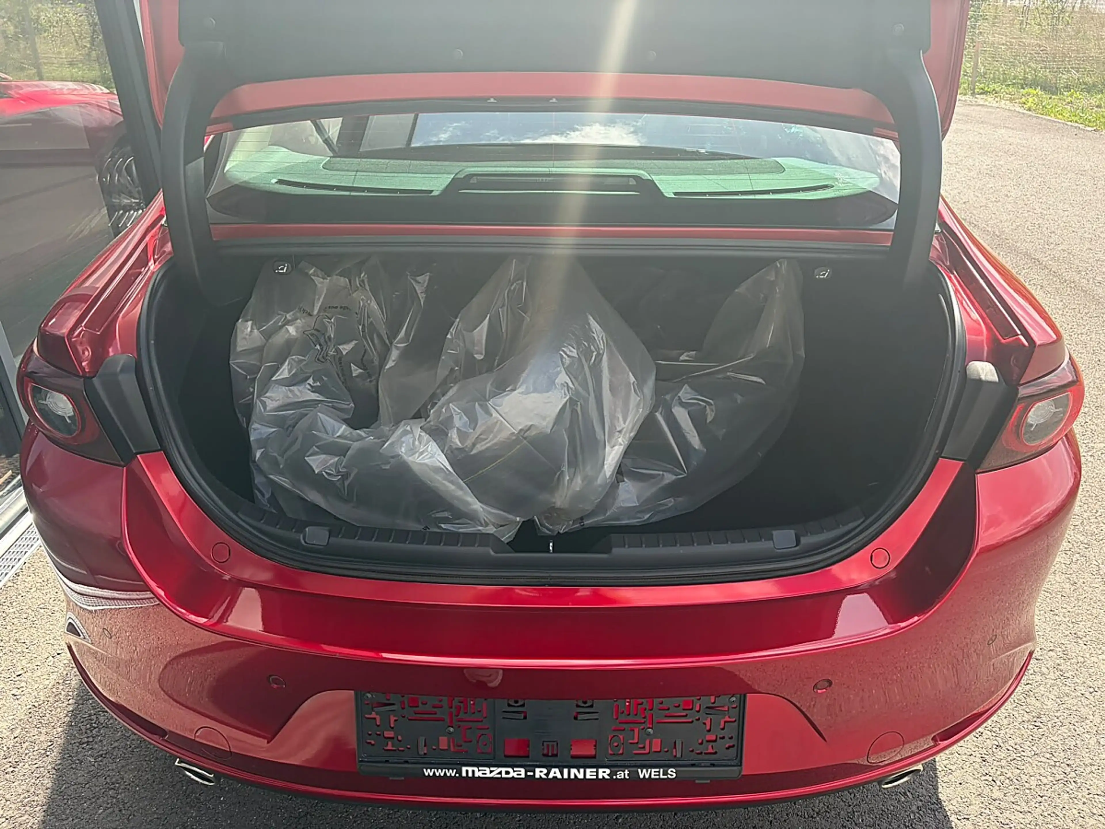 Mazda 3 Mazda3 Sedan e-Skyactiv G140 Exclusive-Line Aut. — photo 9