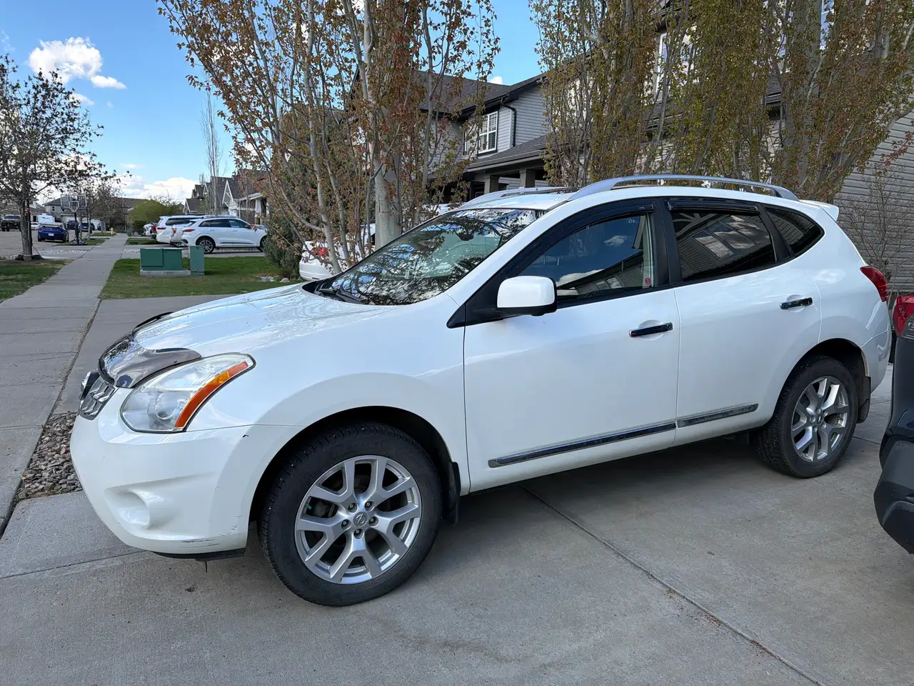 Nissan Rogue снимка Nissan Rogue