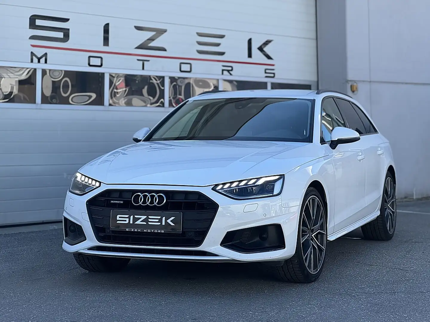 Audi A4 Avant 40 TDI advanced S-tronic Quattro|FACELIFT... Weiß - 1