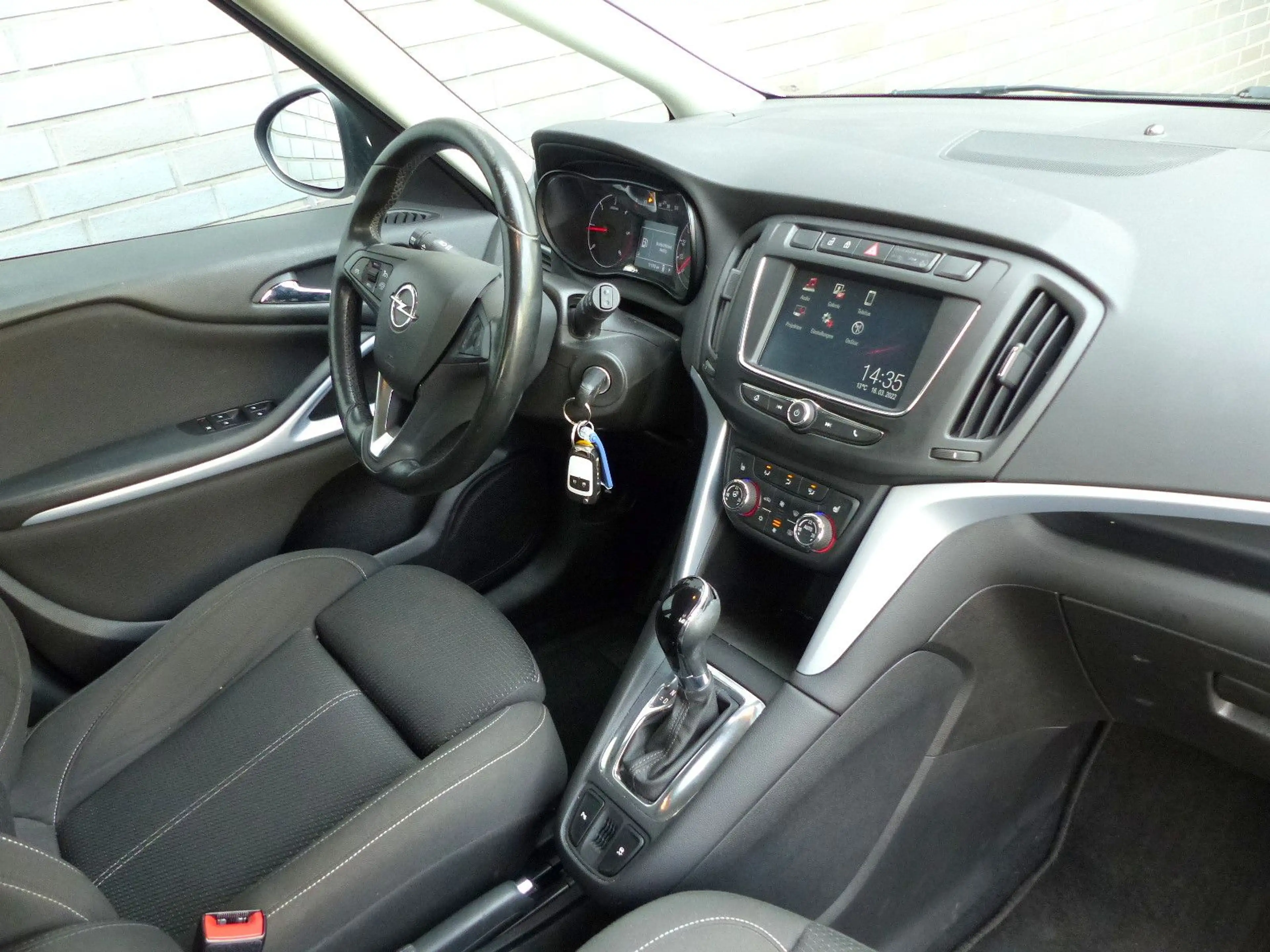 Opel Zafira Tourer C Automatik/AHK/PDC/Klimaaut/1.Hd — photo 5
