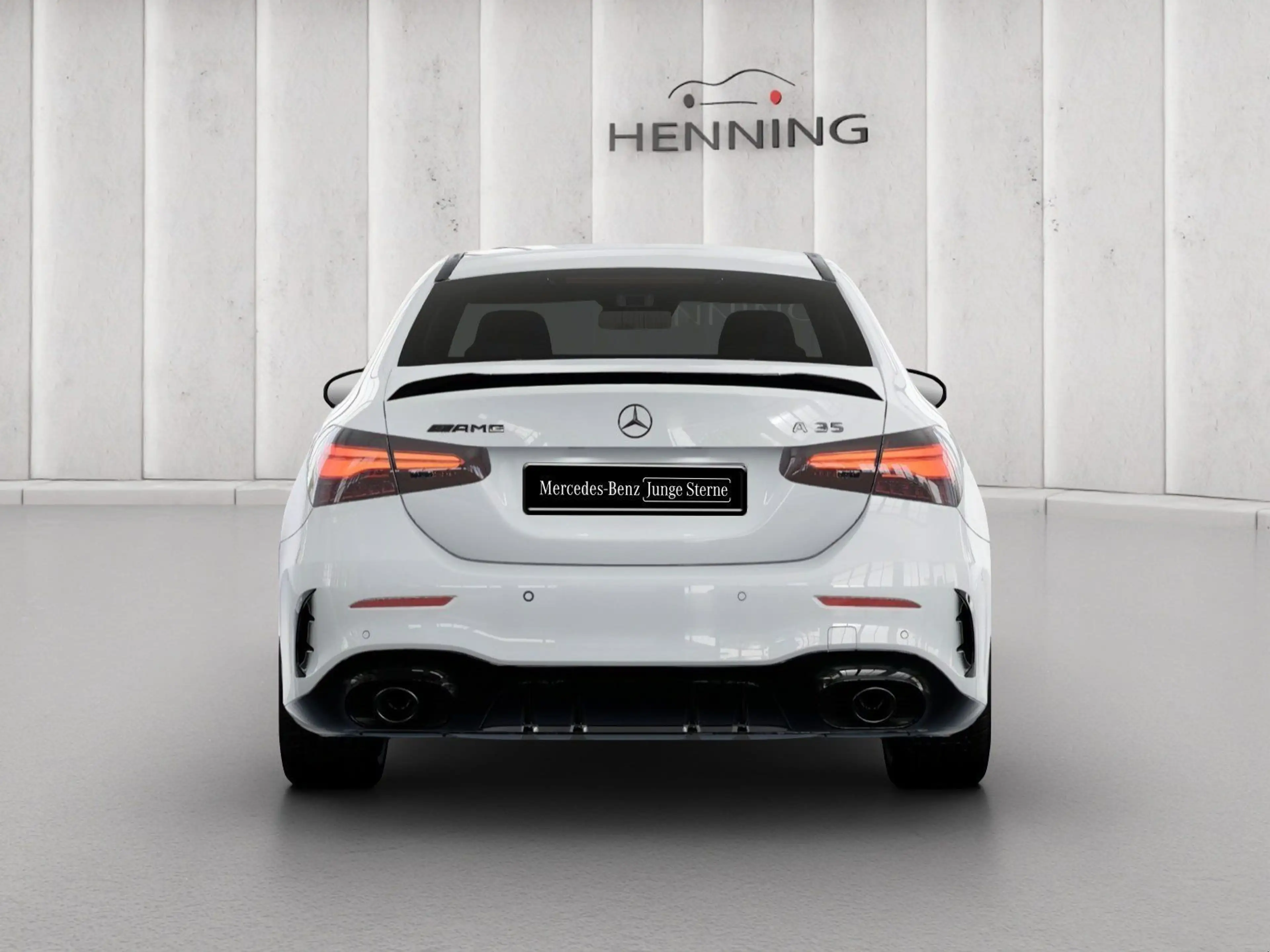 Mercedes-Benz A 35 AMG Lim. 4M Night Burmester Aerodynamik 19" — photo 3
